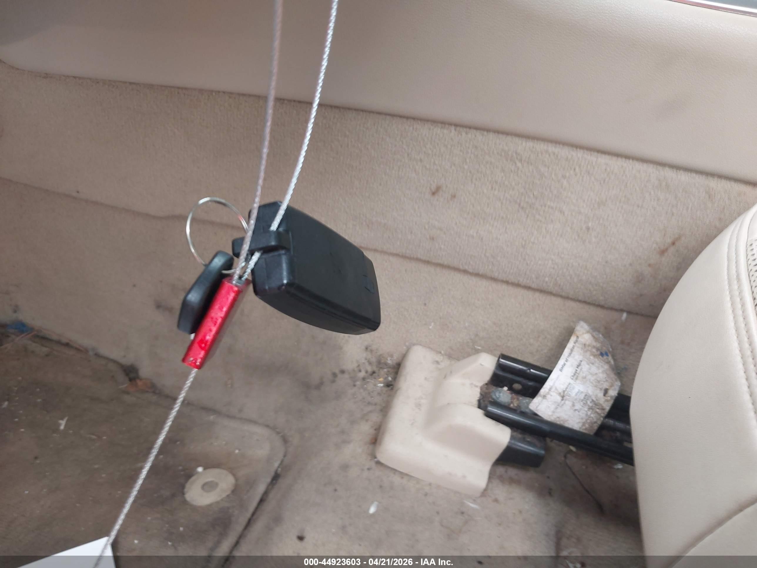 LINCOLN MKS image 11