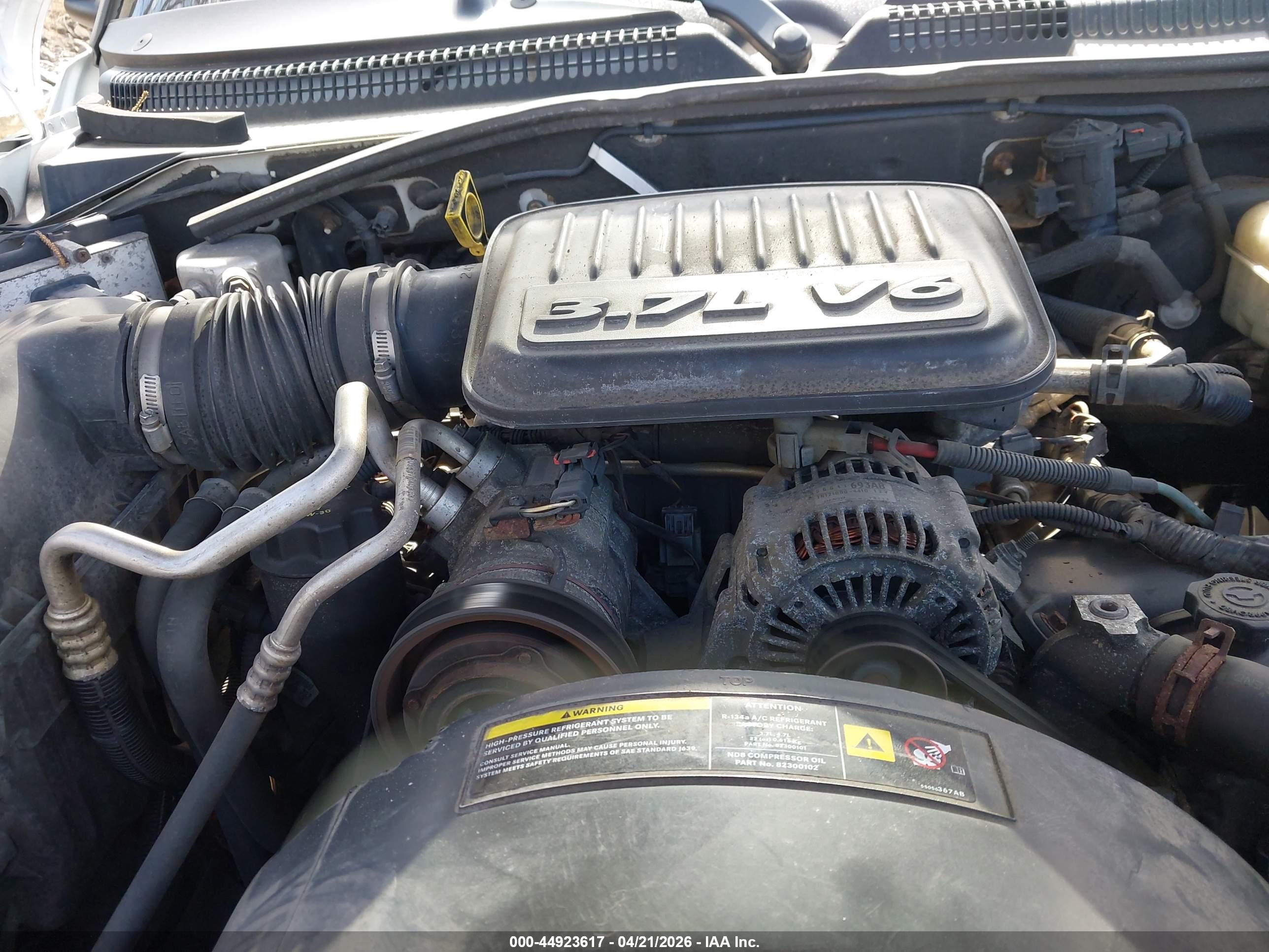 DODGE DAKOTA image 10