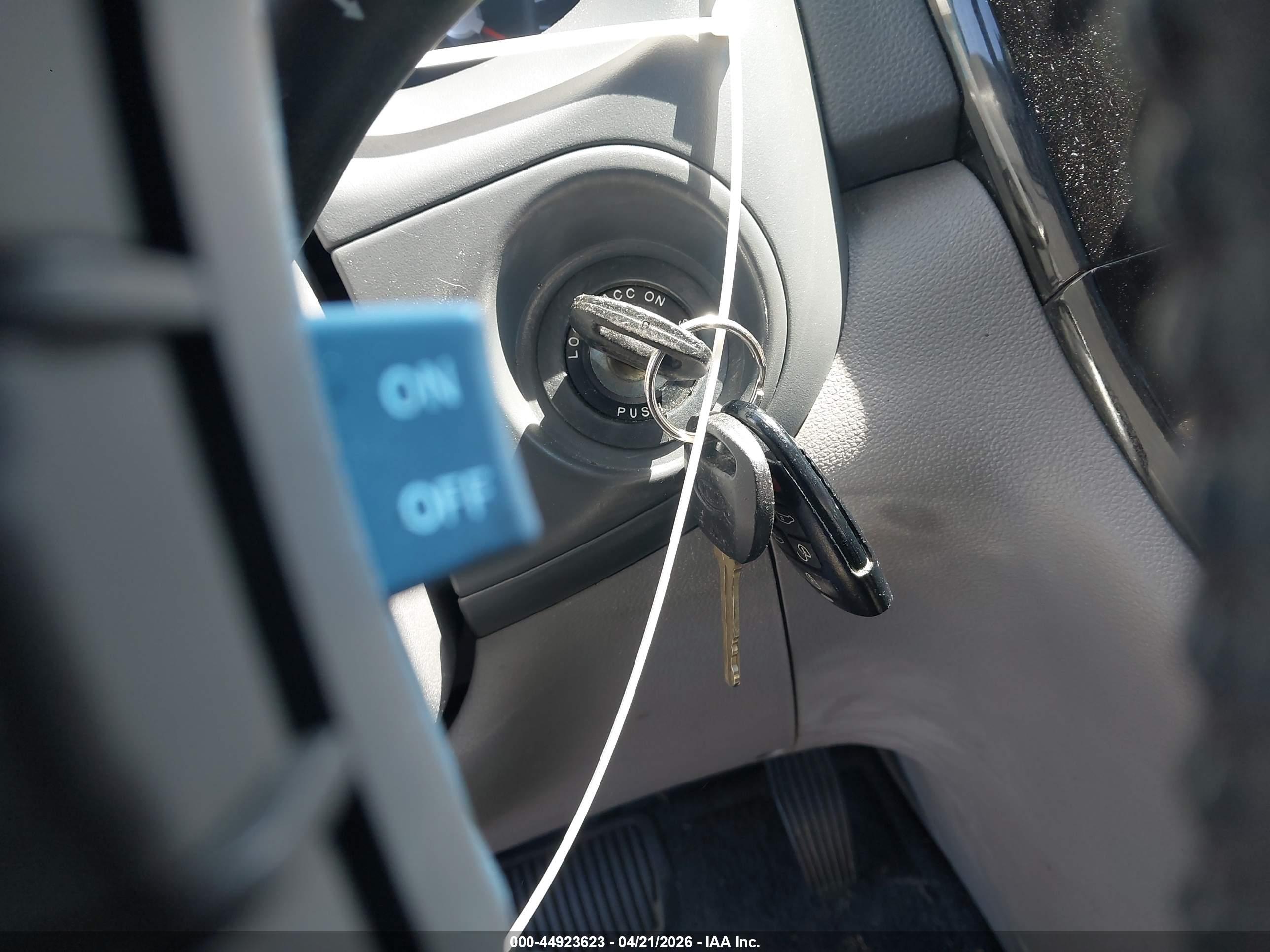 KIA SEDONA image 11