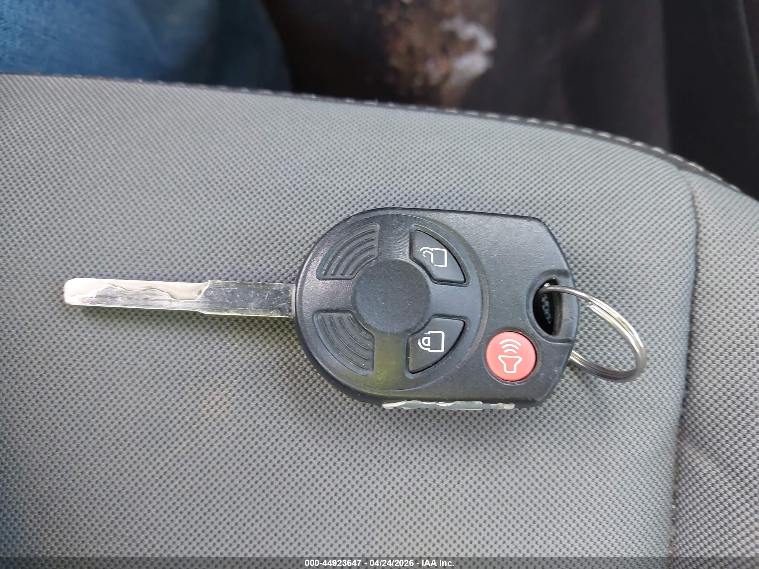 FORD ESCAPE image 11