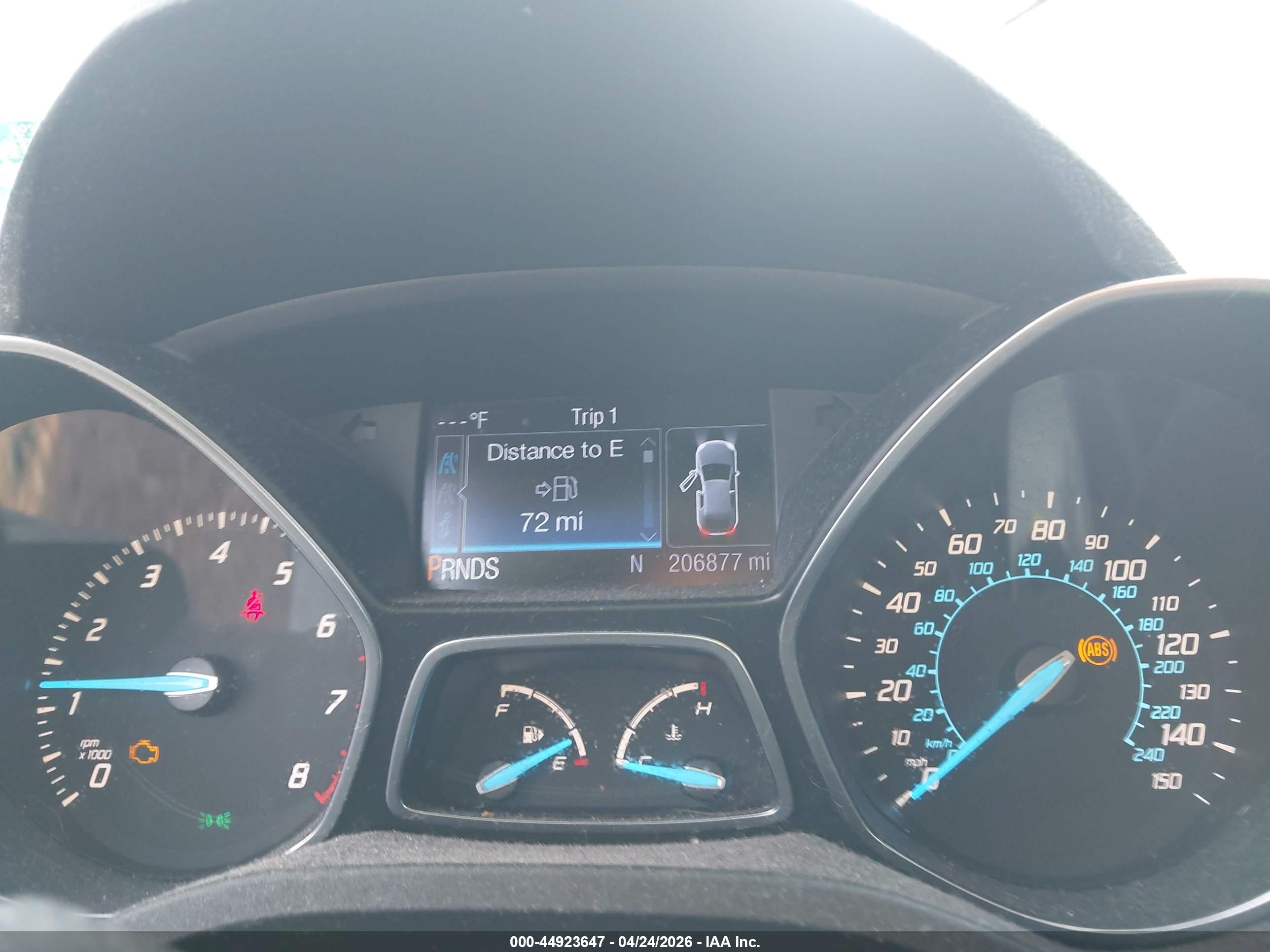 FORD ESCAPE image 7
