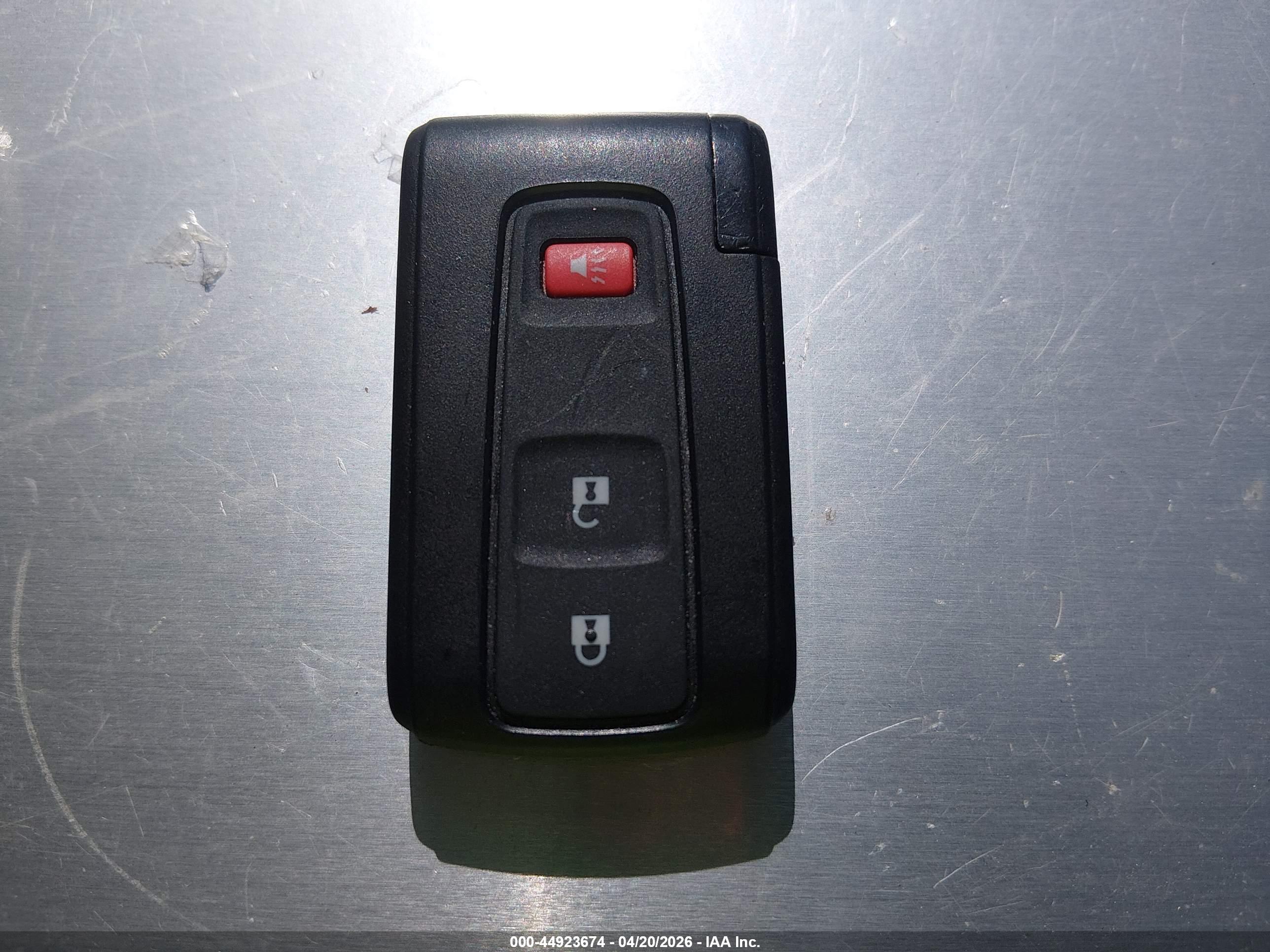 TOYOTA PRIUS image 11