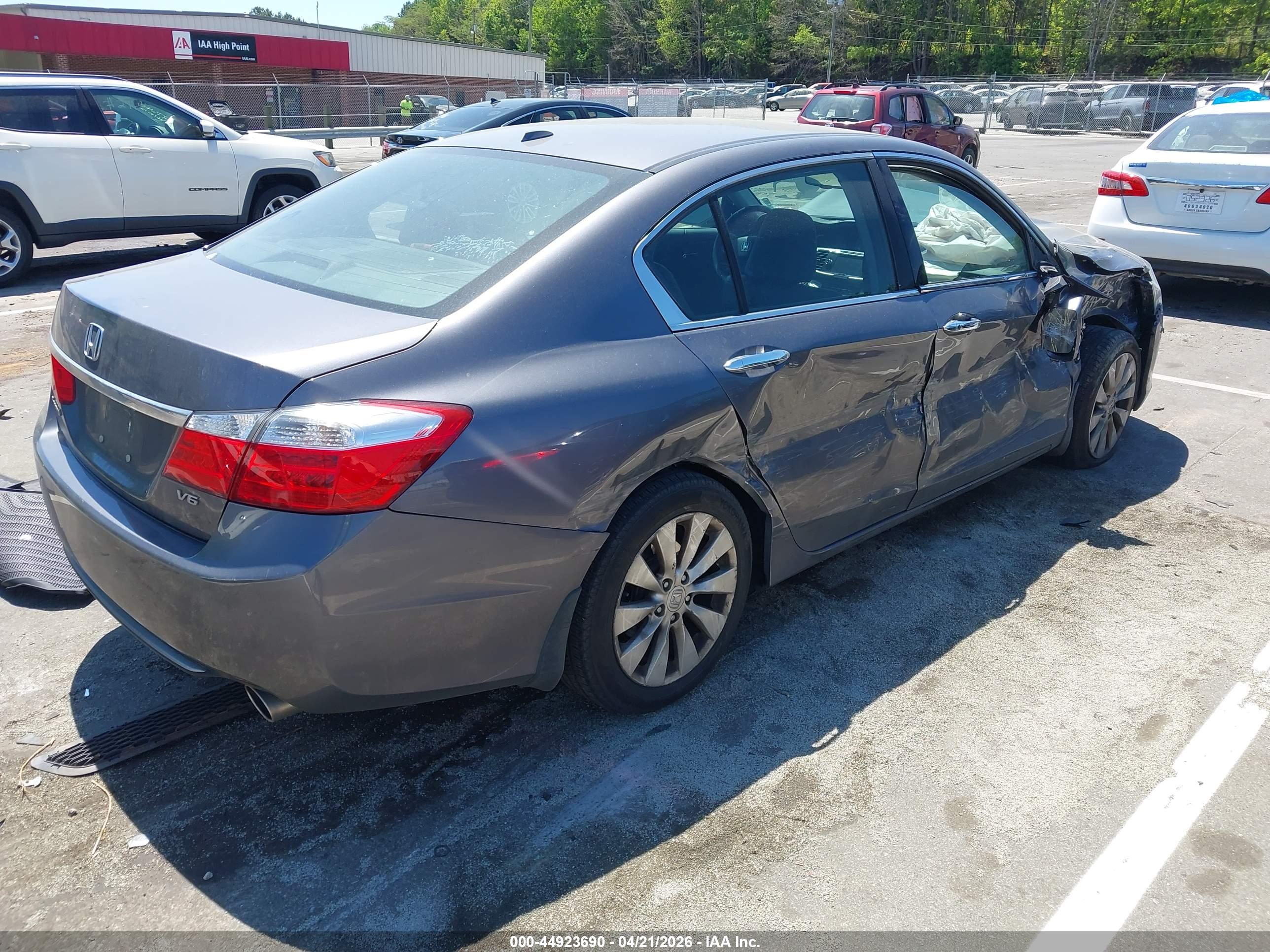 HONDA ACCORD image 4