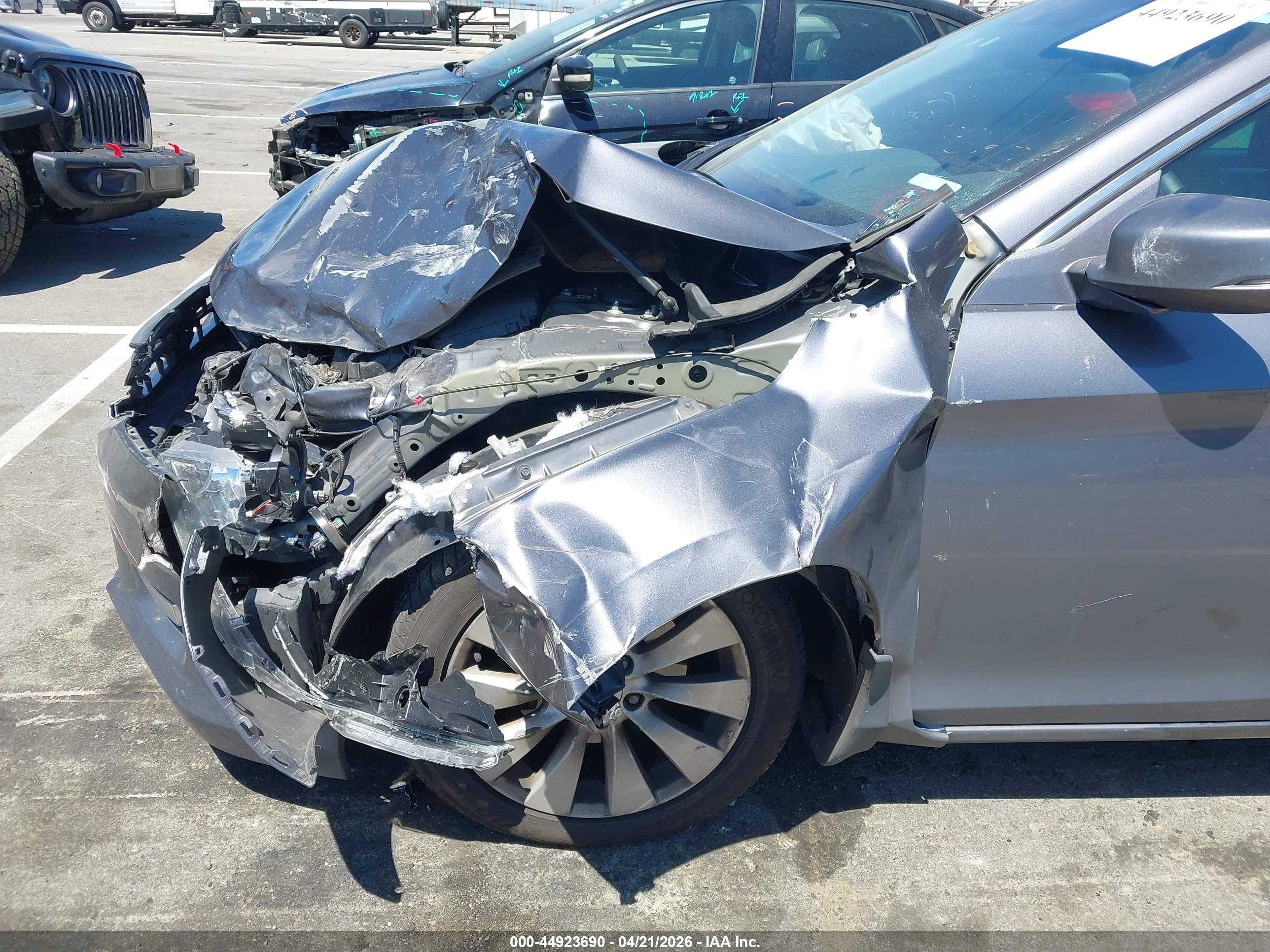 HONDA ACCORD image 6