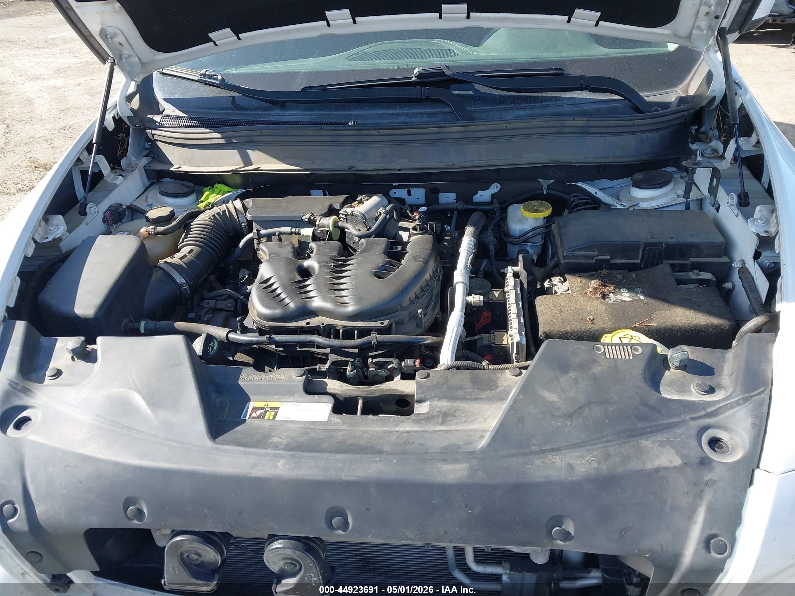 JEEP CHEROKEE image 10
