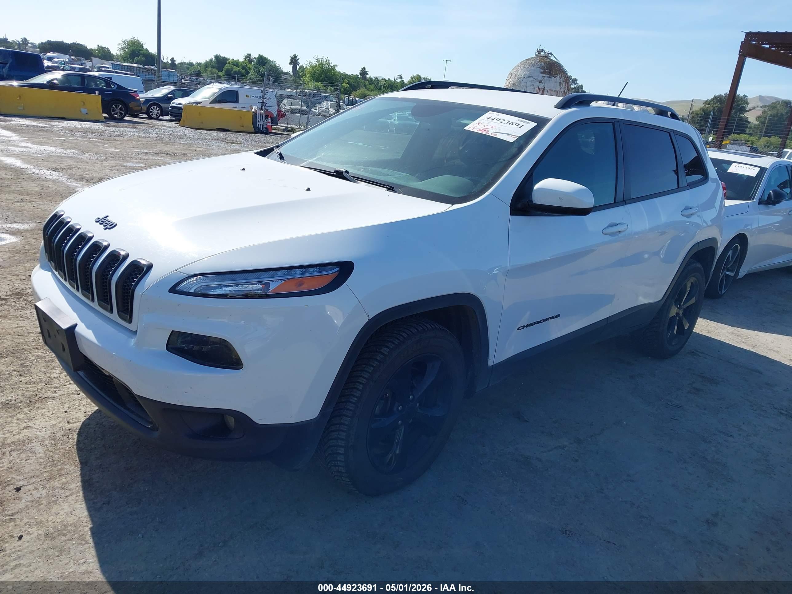 JEEP CHEROKEE image 2