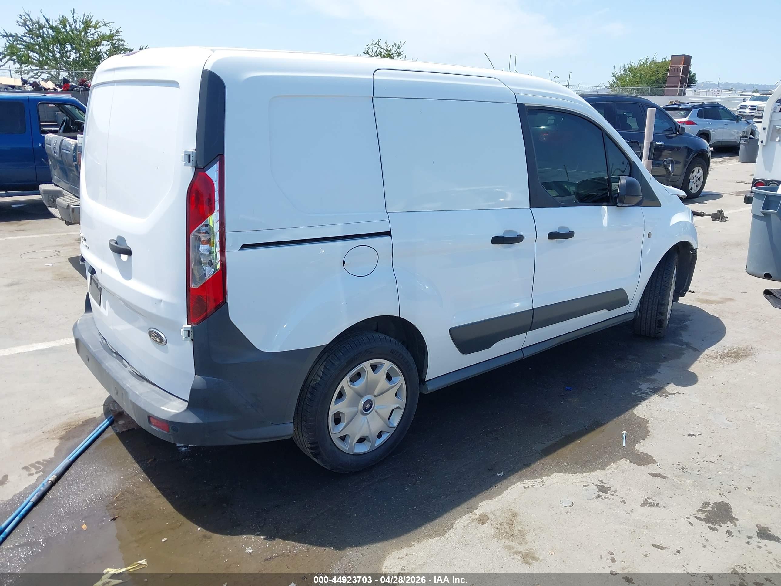 FORD TRANSIT image 4