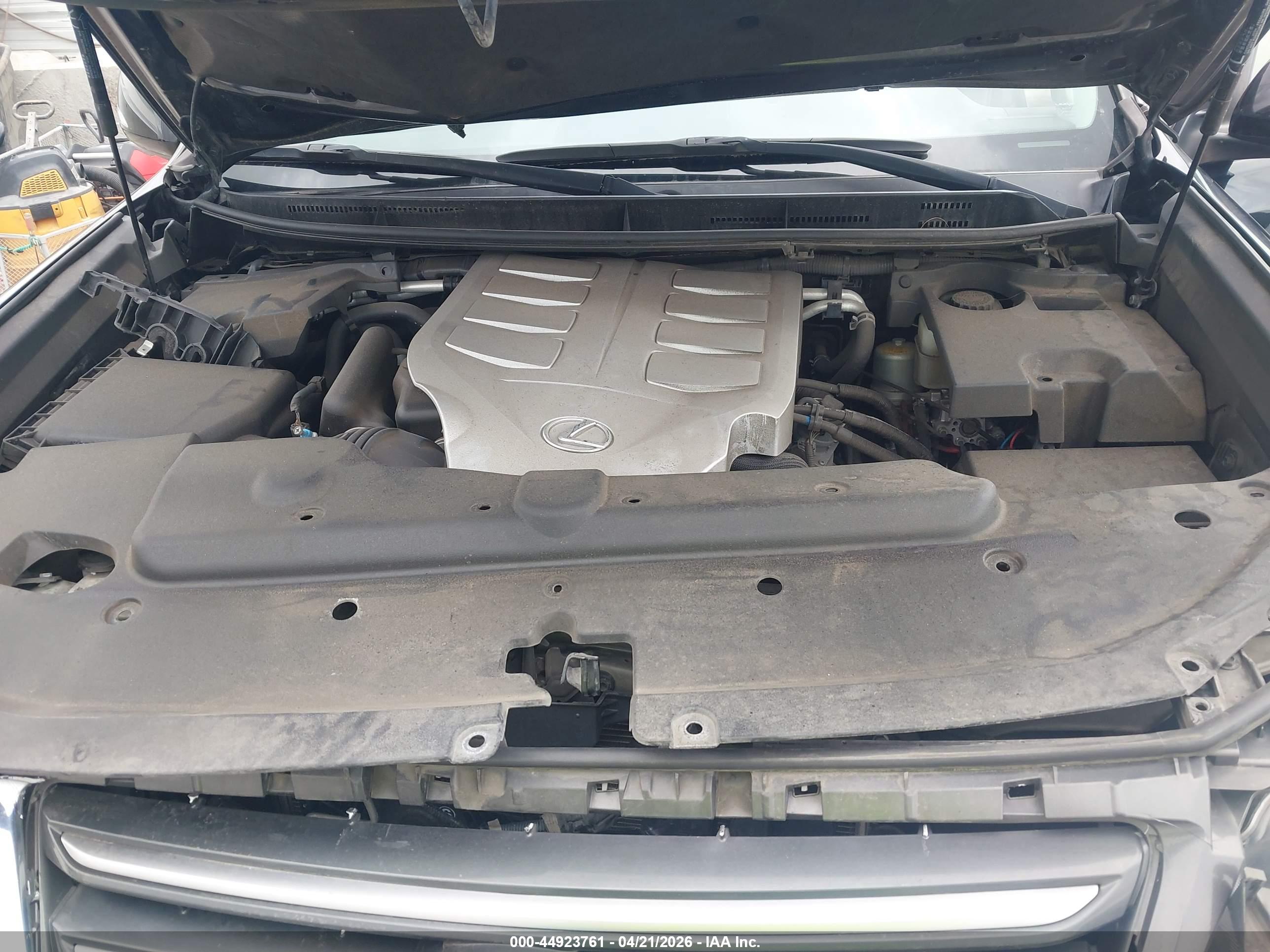 LEXUS GX image 10