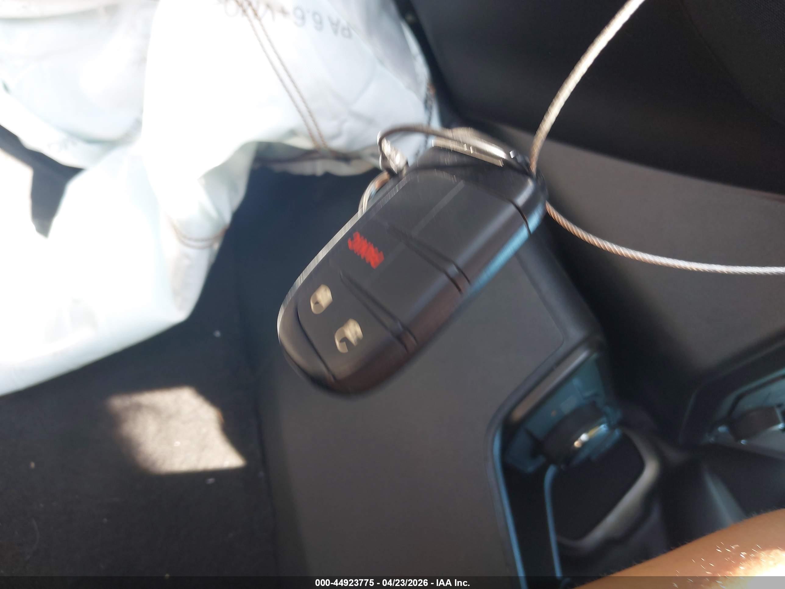 JEEP RENEGADE image 11