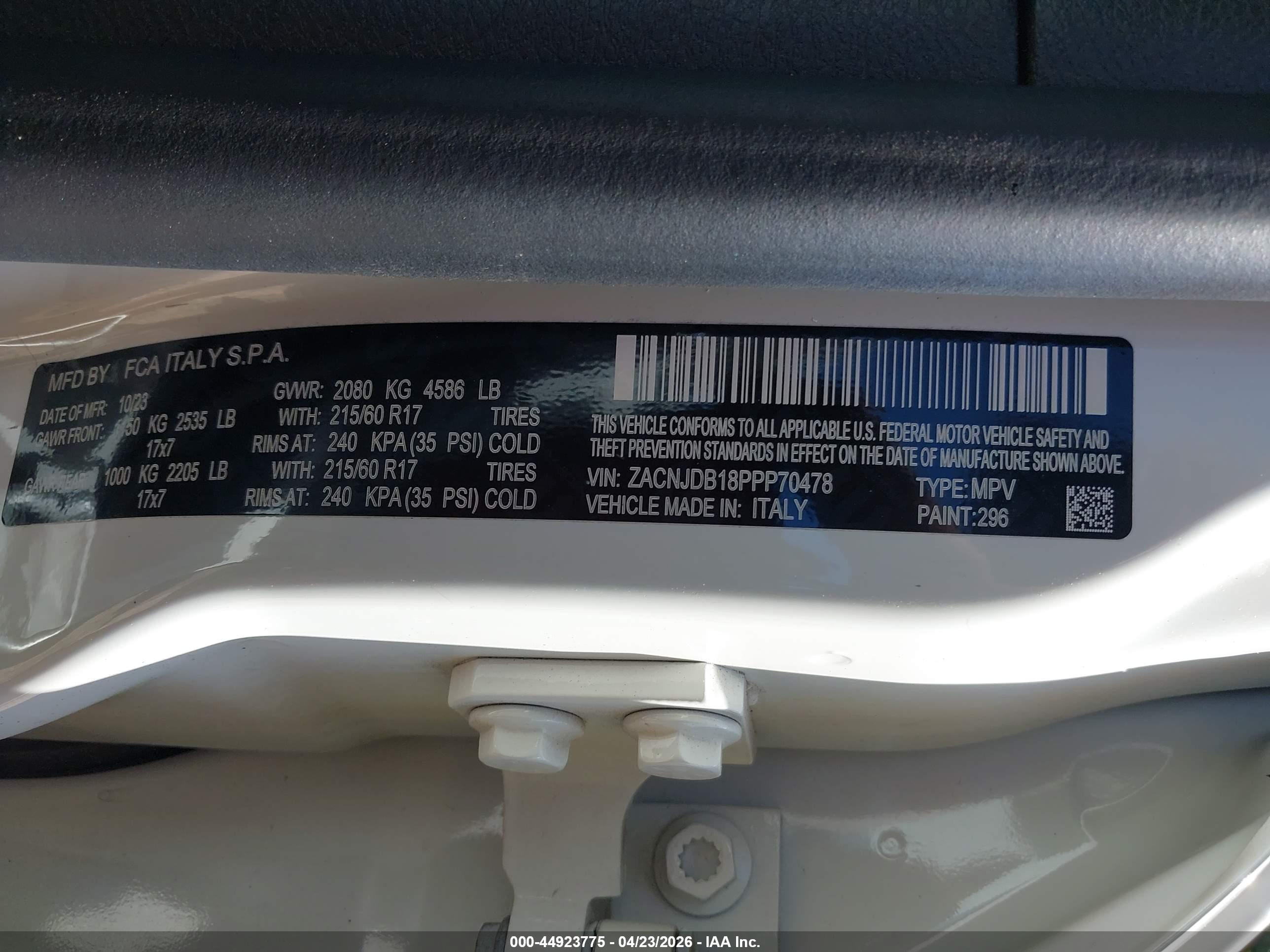 JEEP RENEGADE image 9