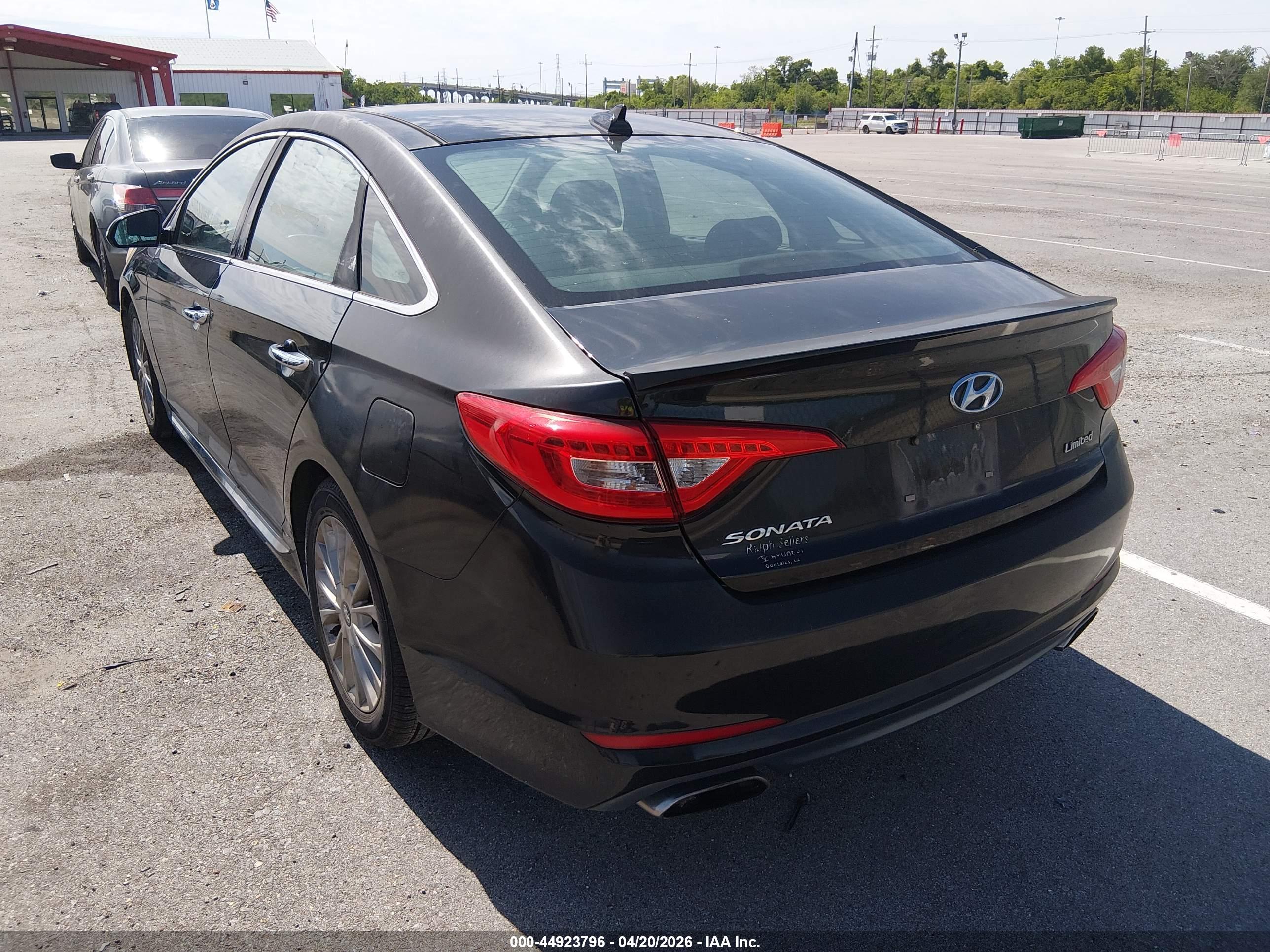 HYUNDAI SONATA image 3