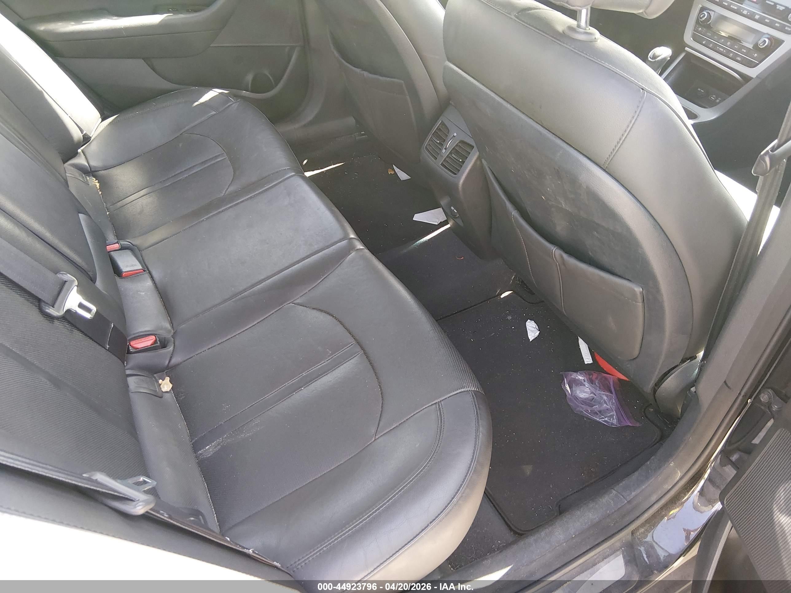 HYUNDAI SONATA image 8
