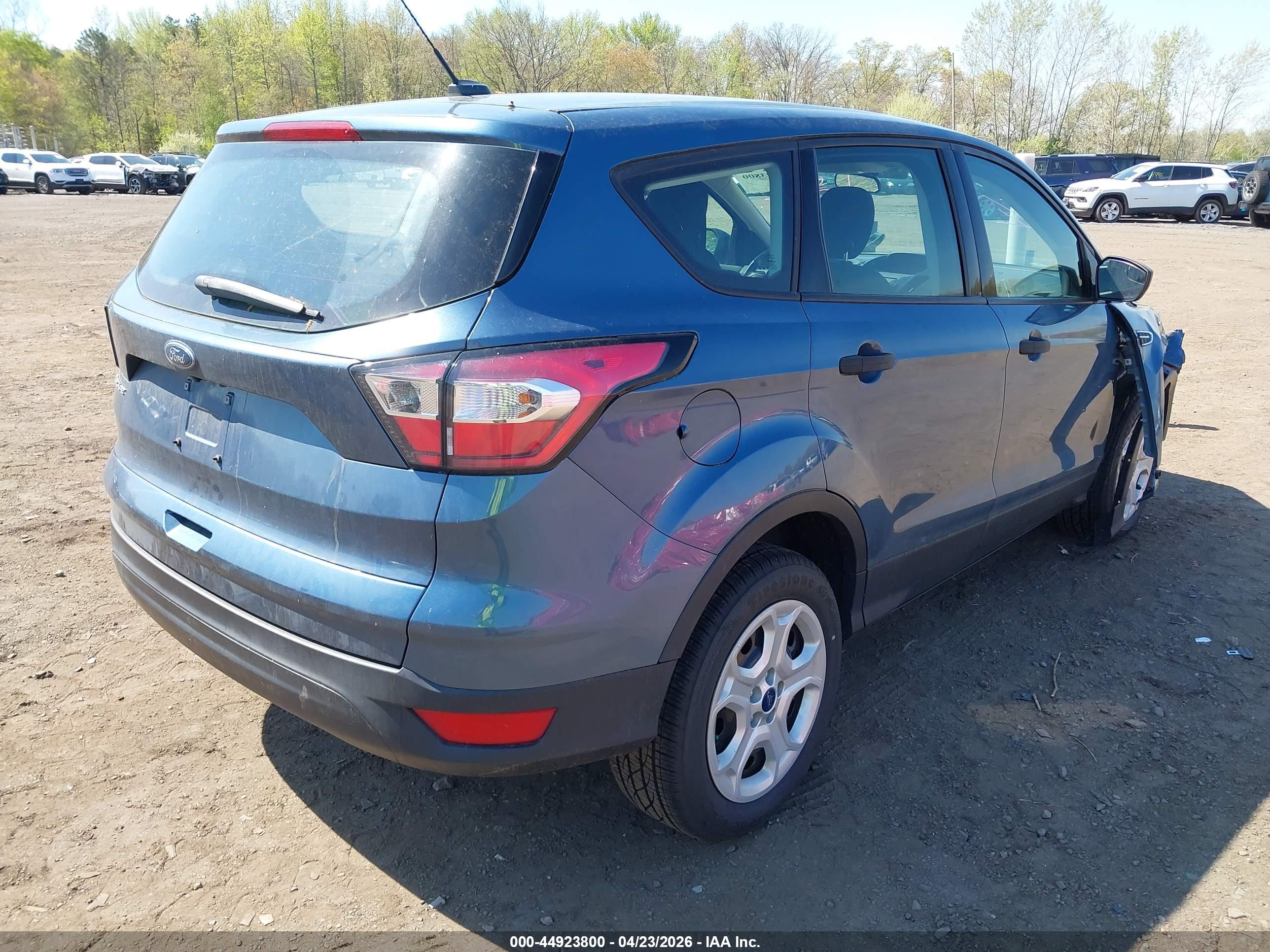 FORD ESCAPE image 4