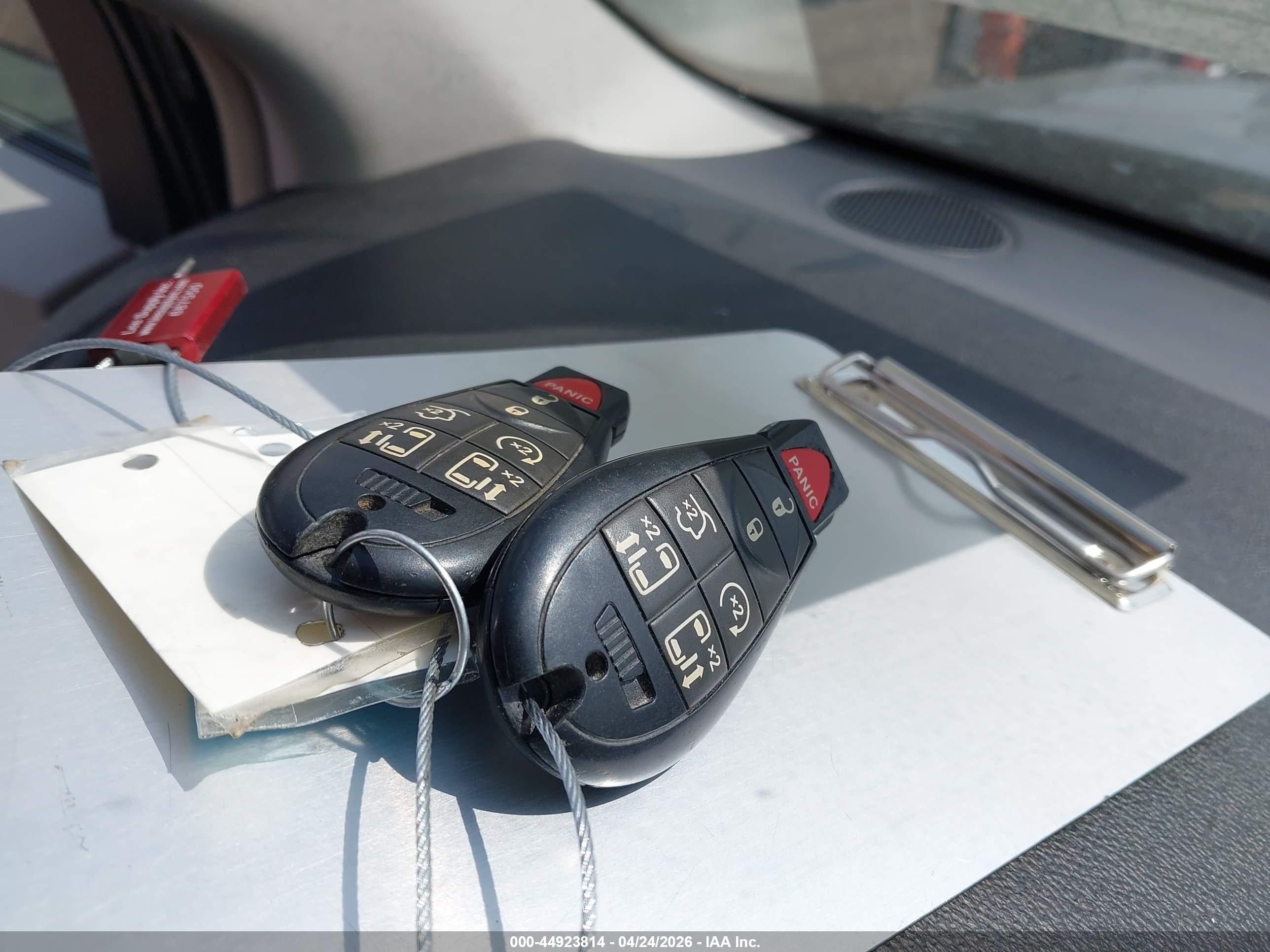 DODGE GRAND image 11