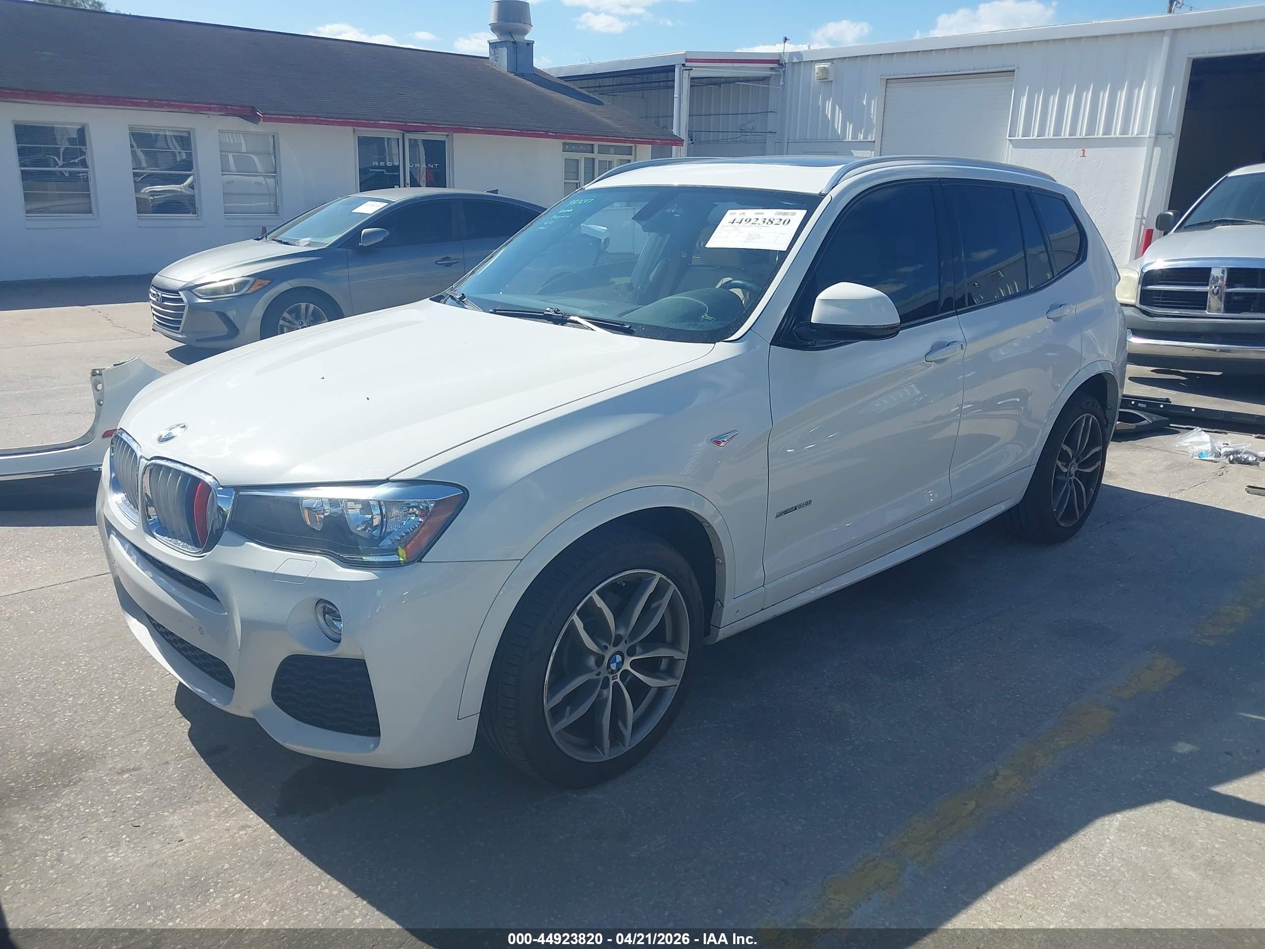 BMW X3 image 2