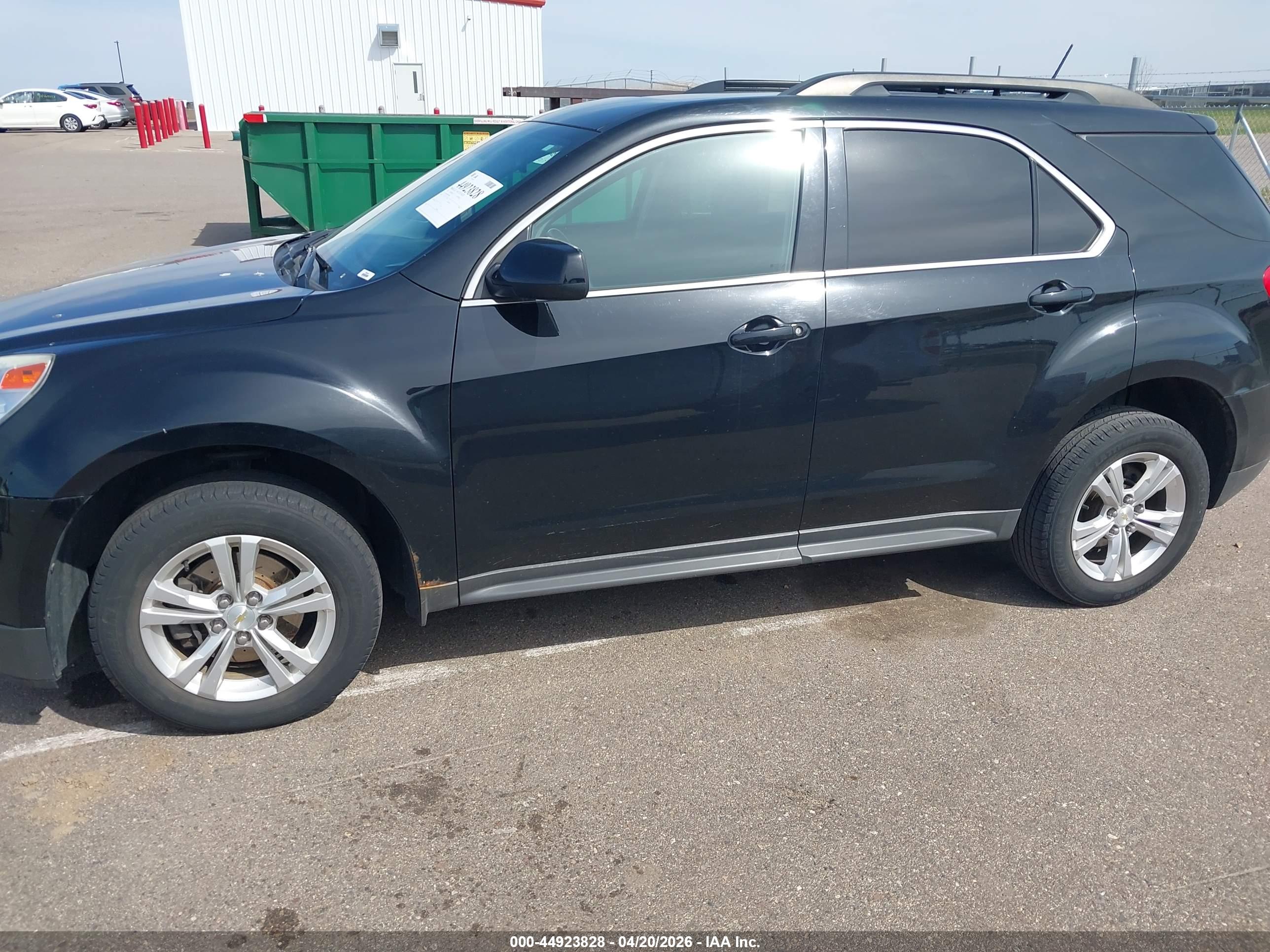 CHEVROLET EQUINOX image 6