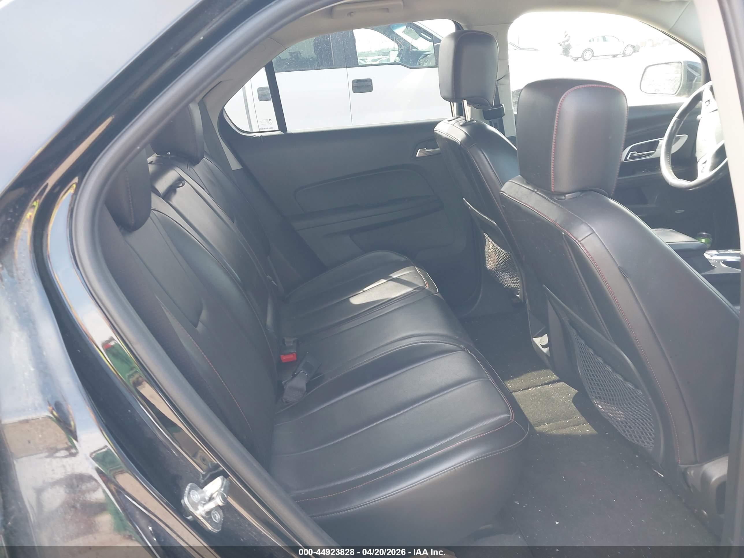 CHEVROLET EQUINOX image 8