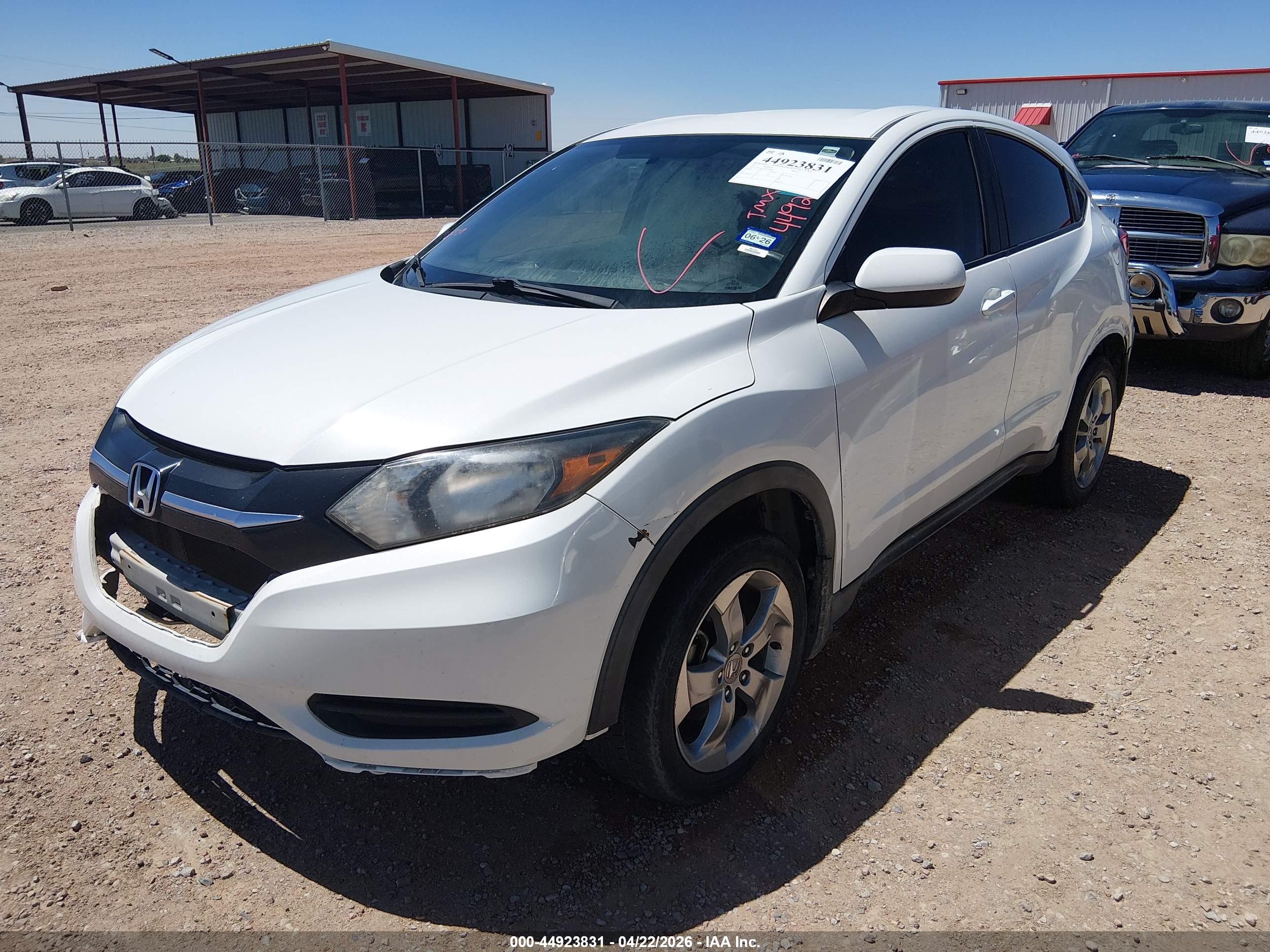 HONDA HR-V image 2