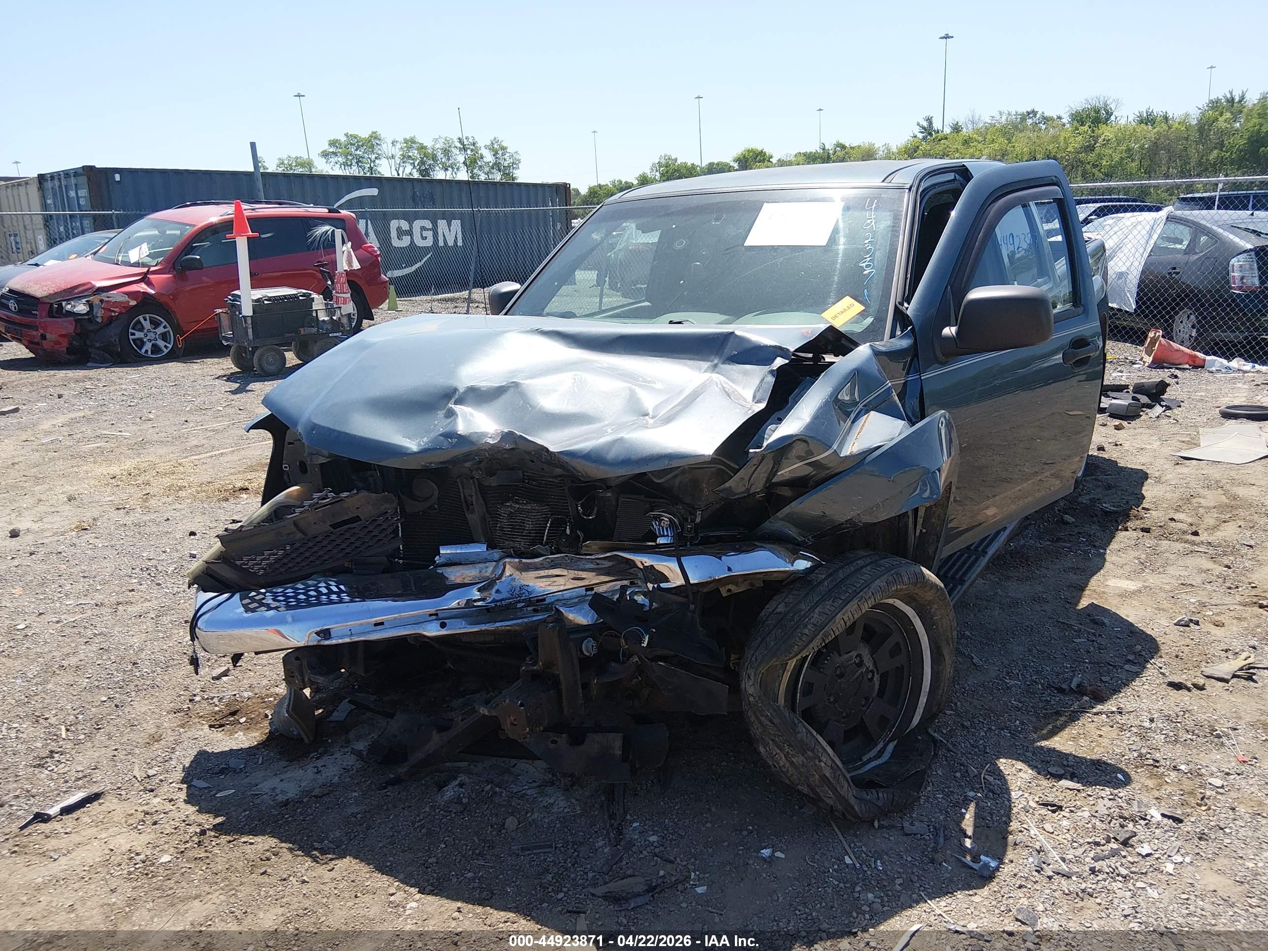 CHEVROLET COLORADO image 6