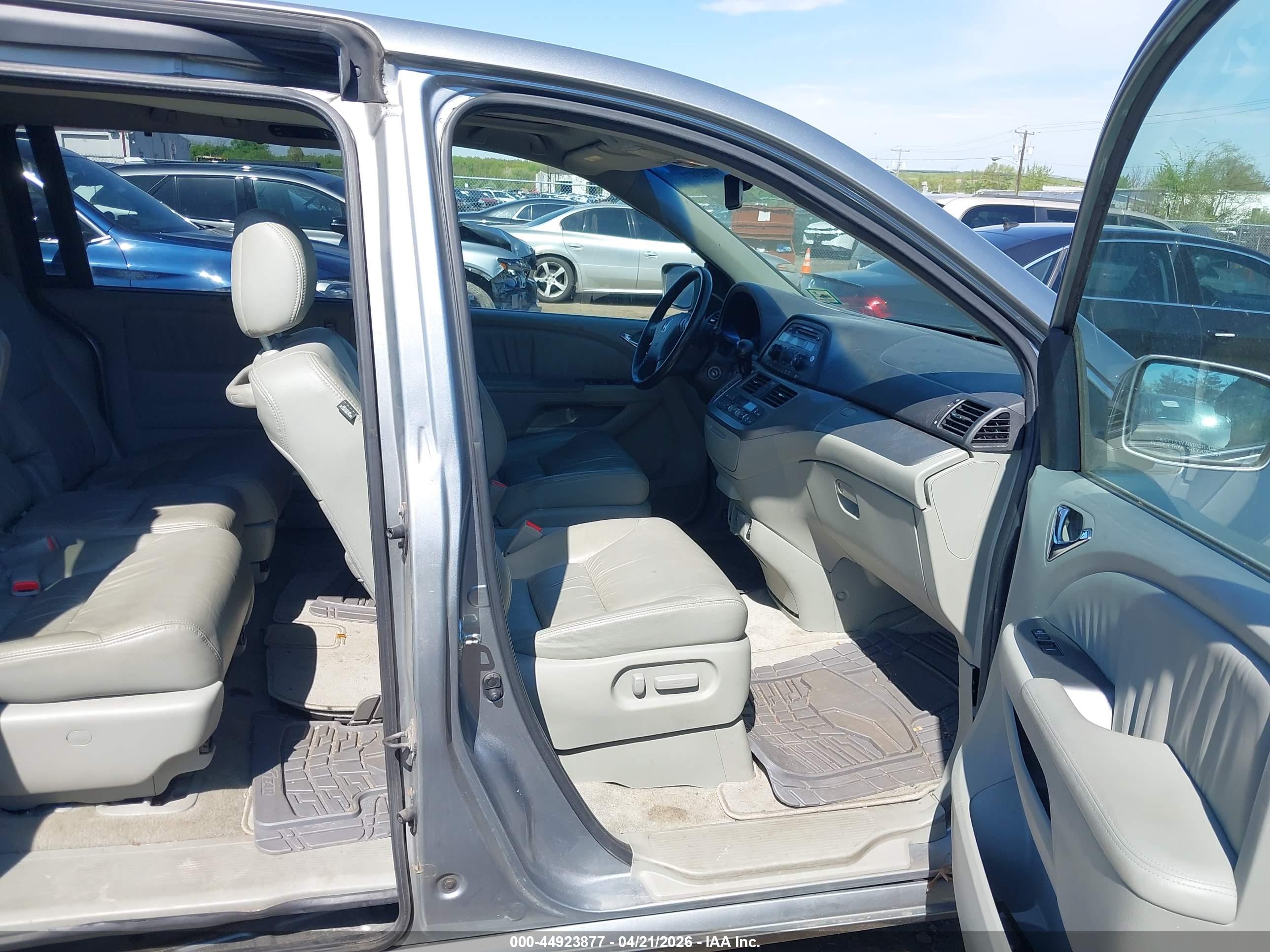 HONDA ODYSSEY image 5