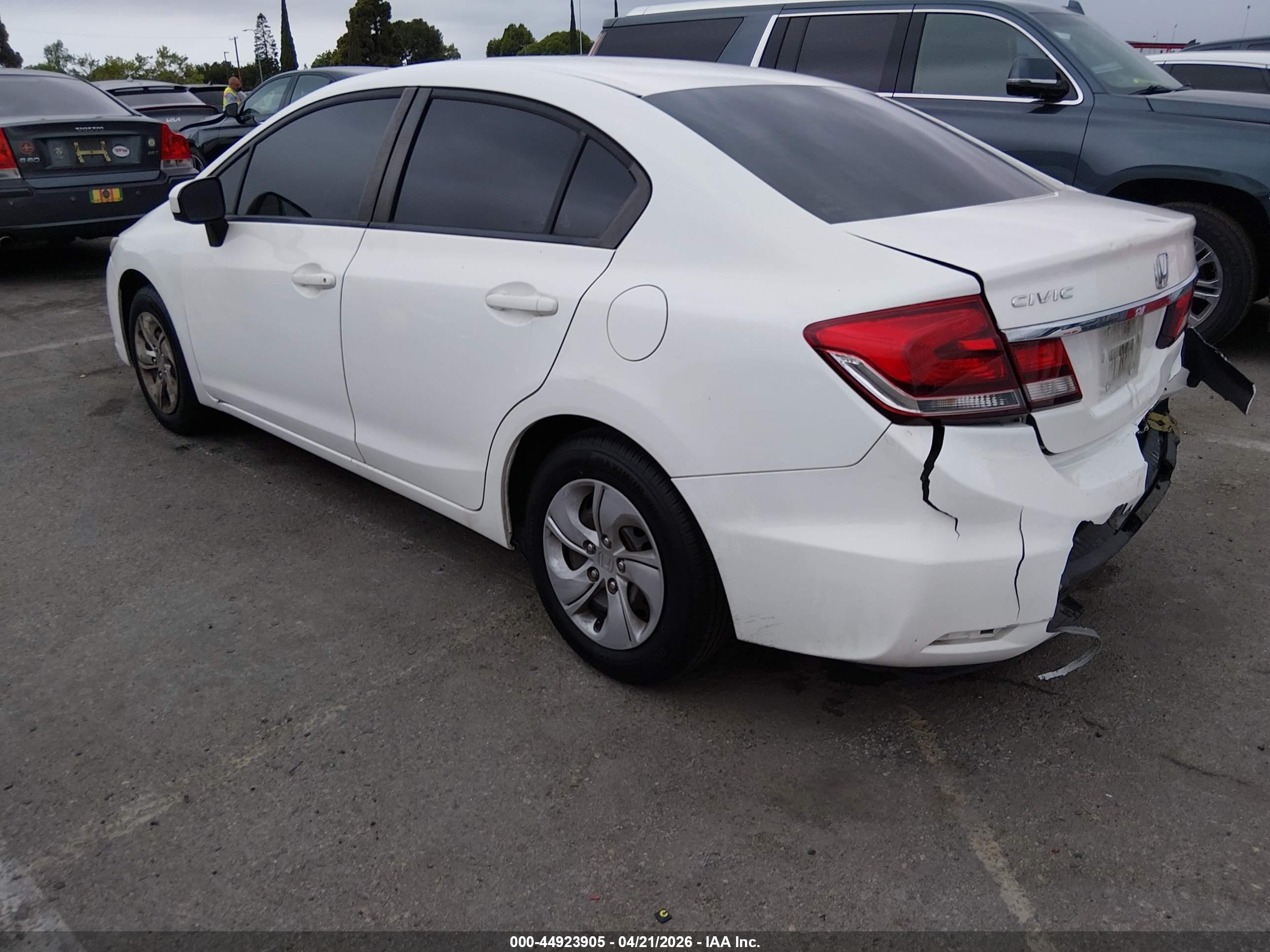 HONDA CIVIC image 3