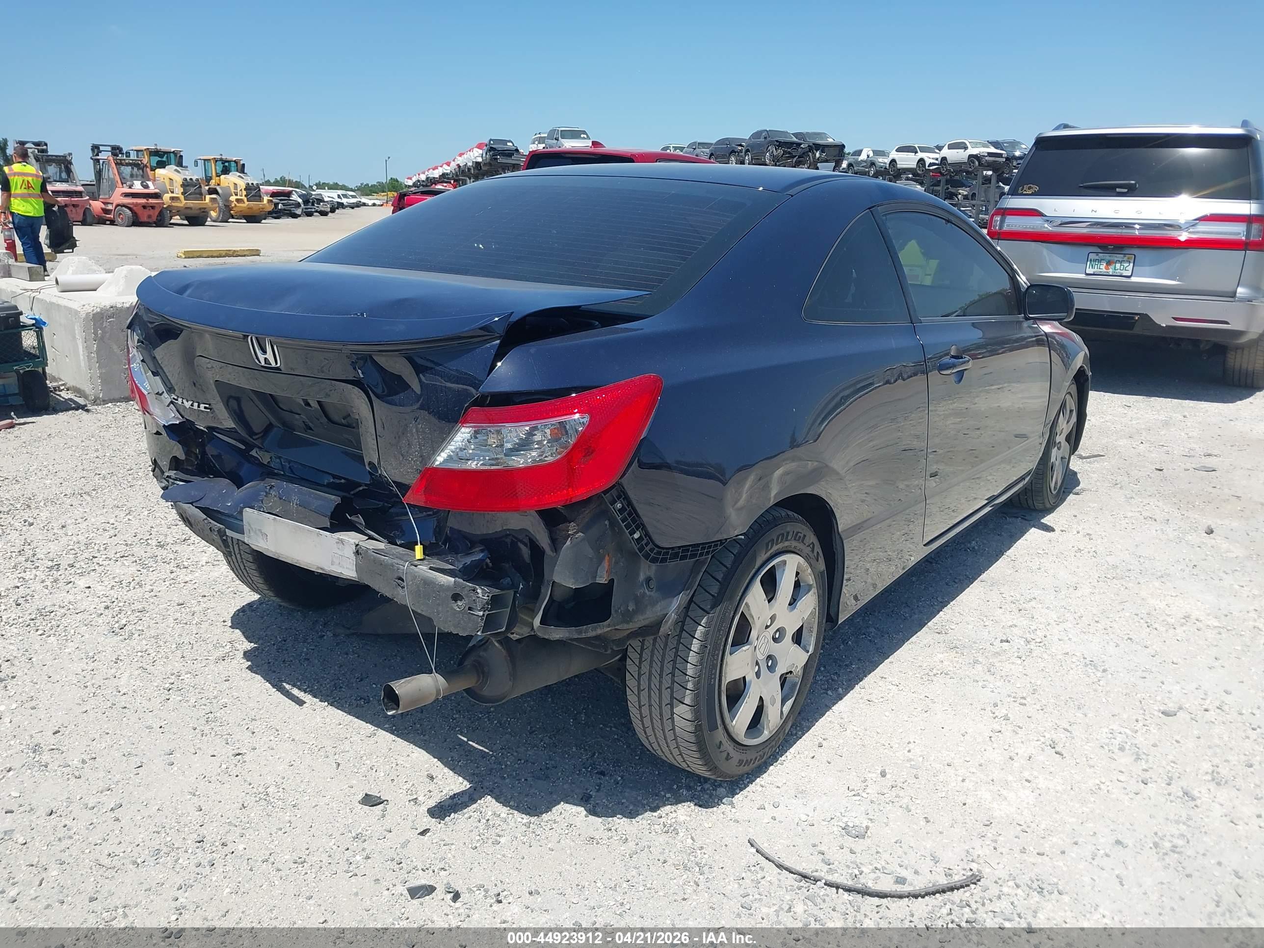 HONDA CIVIC image 4
