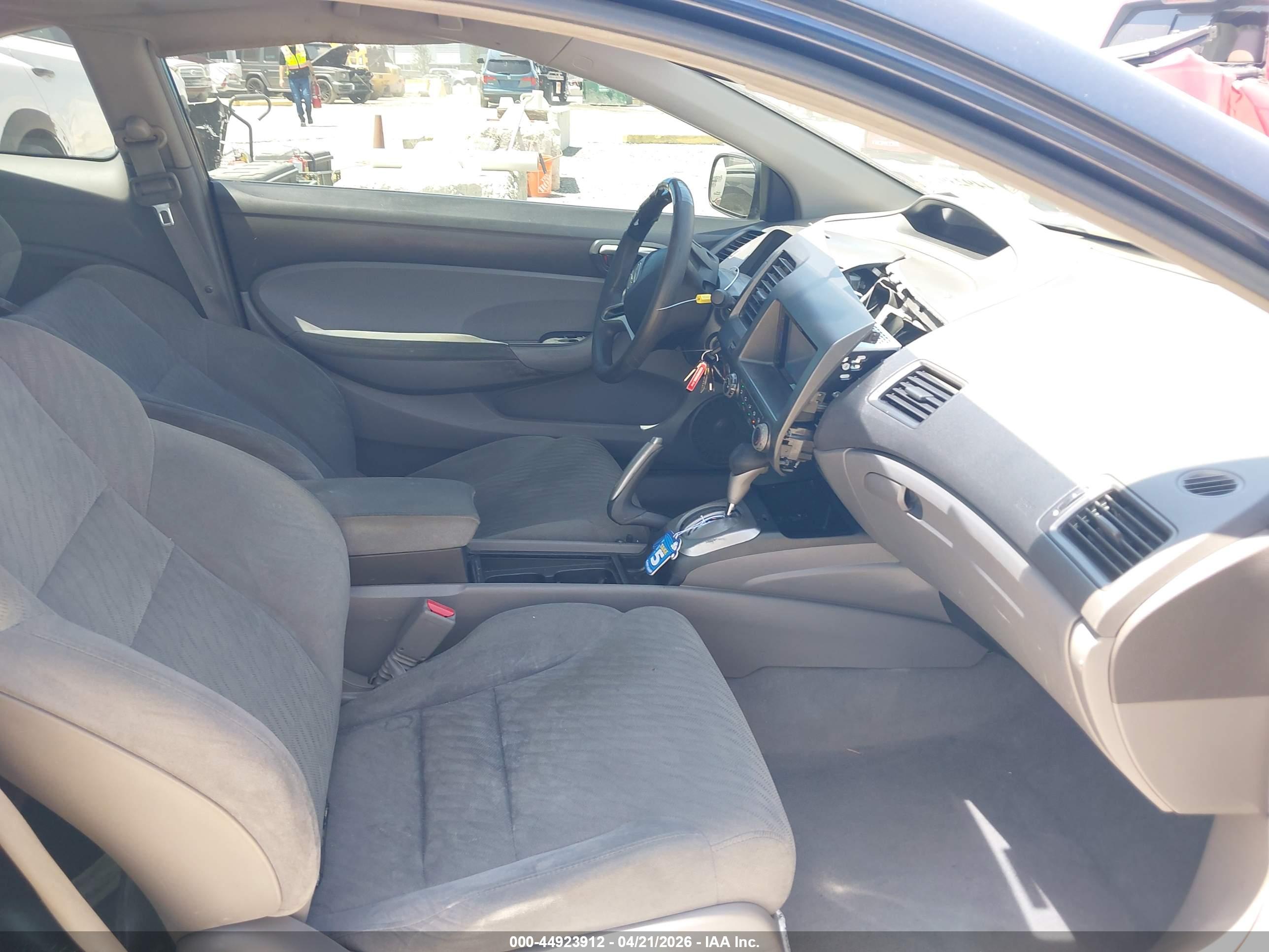 HONDA CIVIC image 5