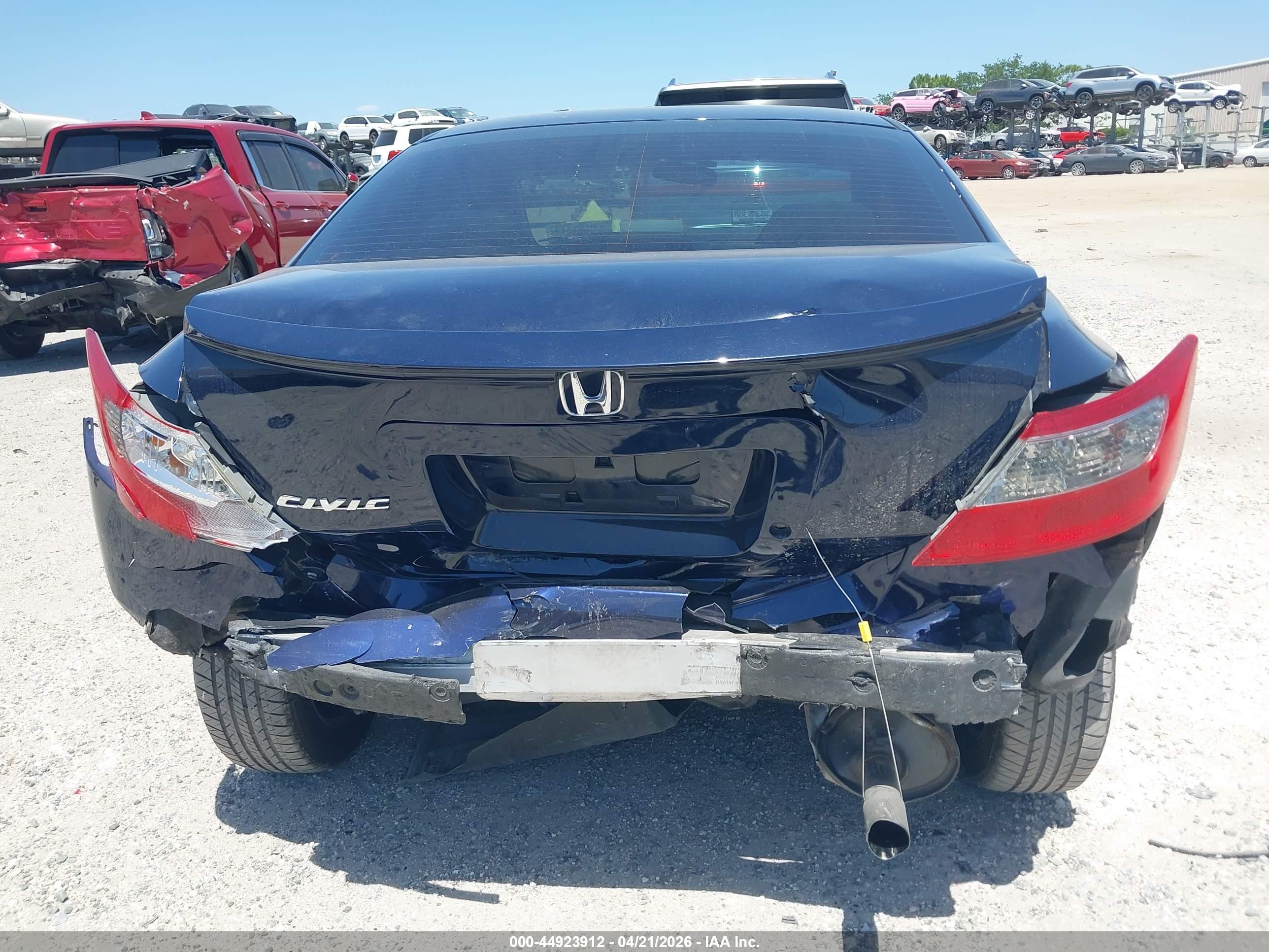 HONDA CIVIC image 6