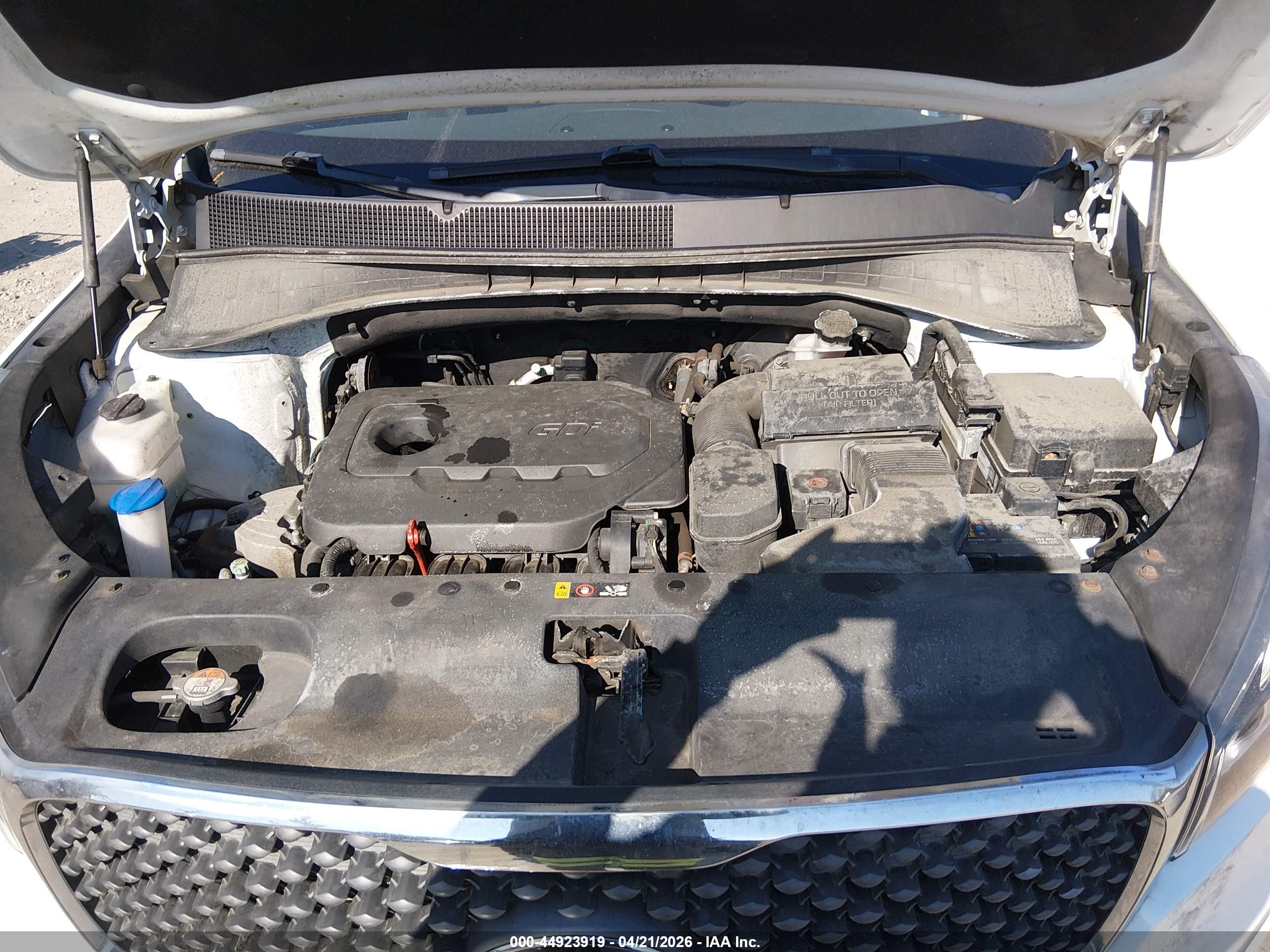 KIA SORENTO image 10