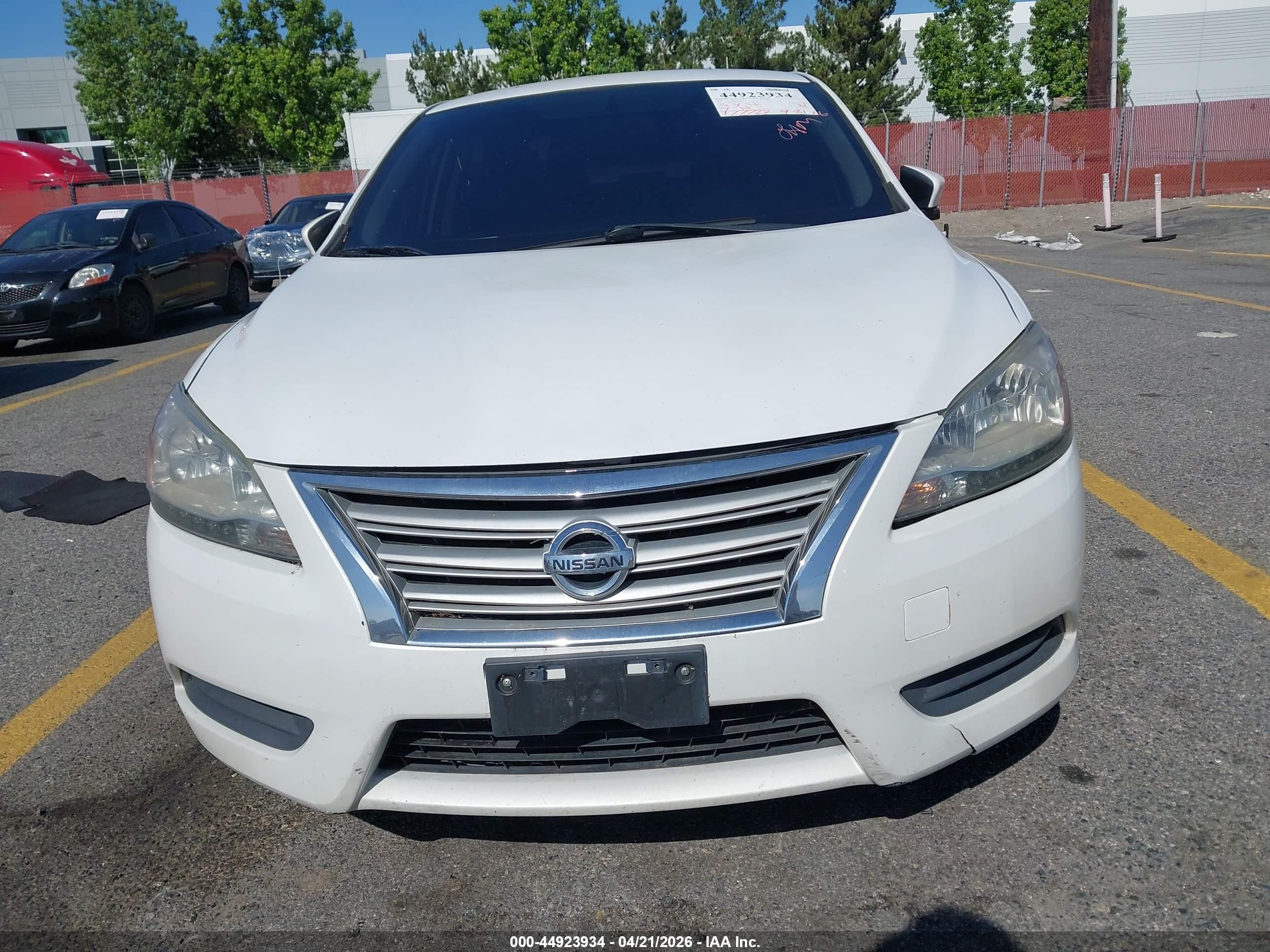 NISSAN SENTRA image 6