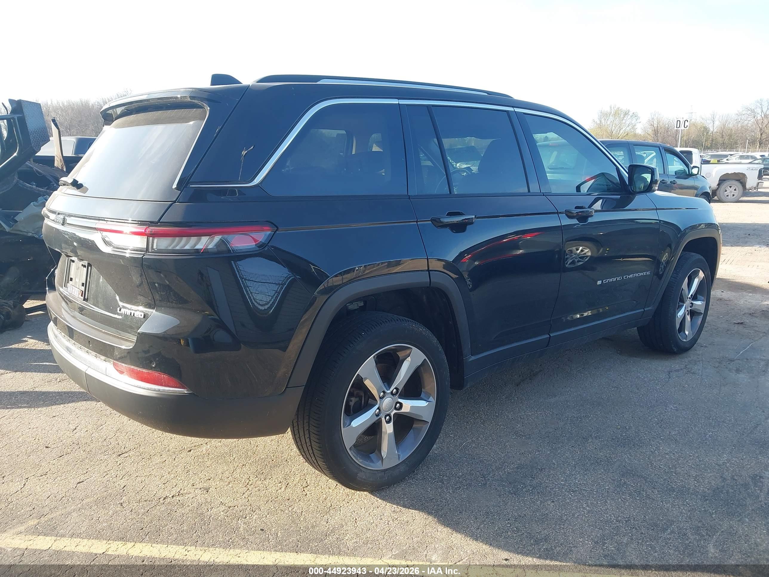 JEEP GRAND image 4