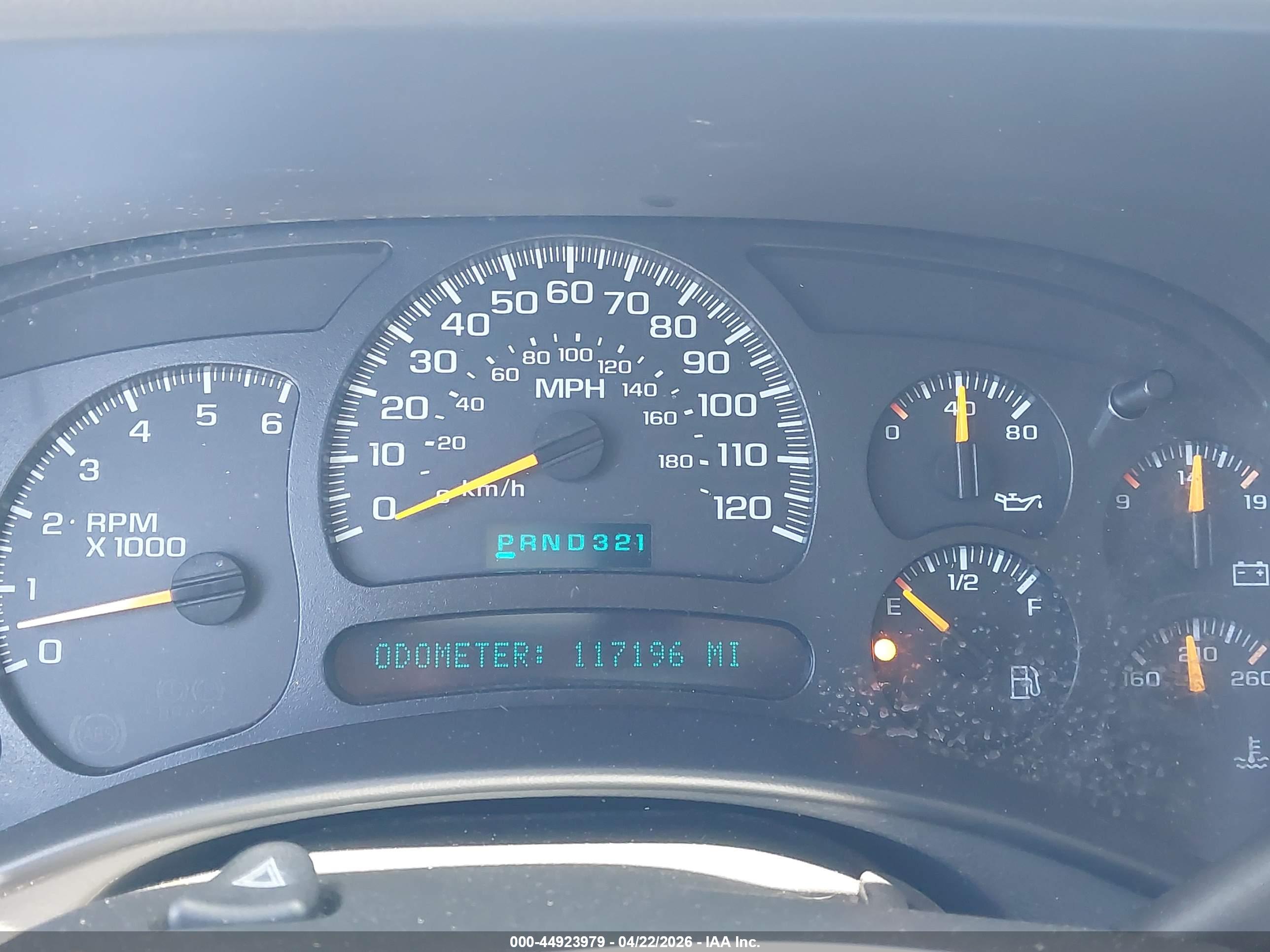 CHEVROLET TAHOE image 7