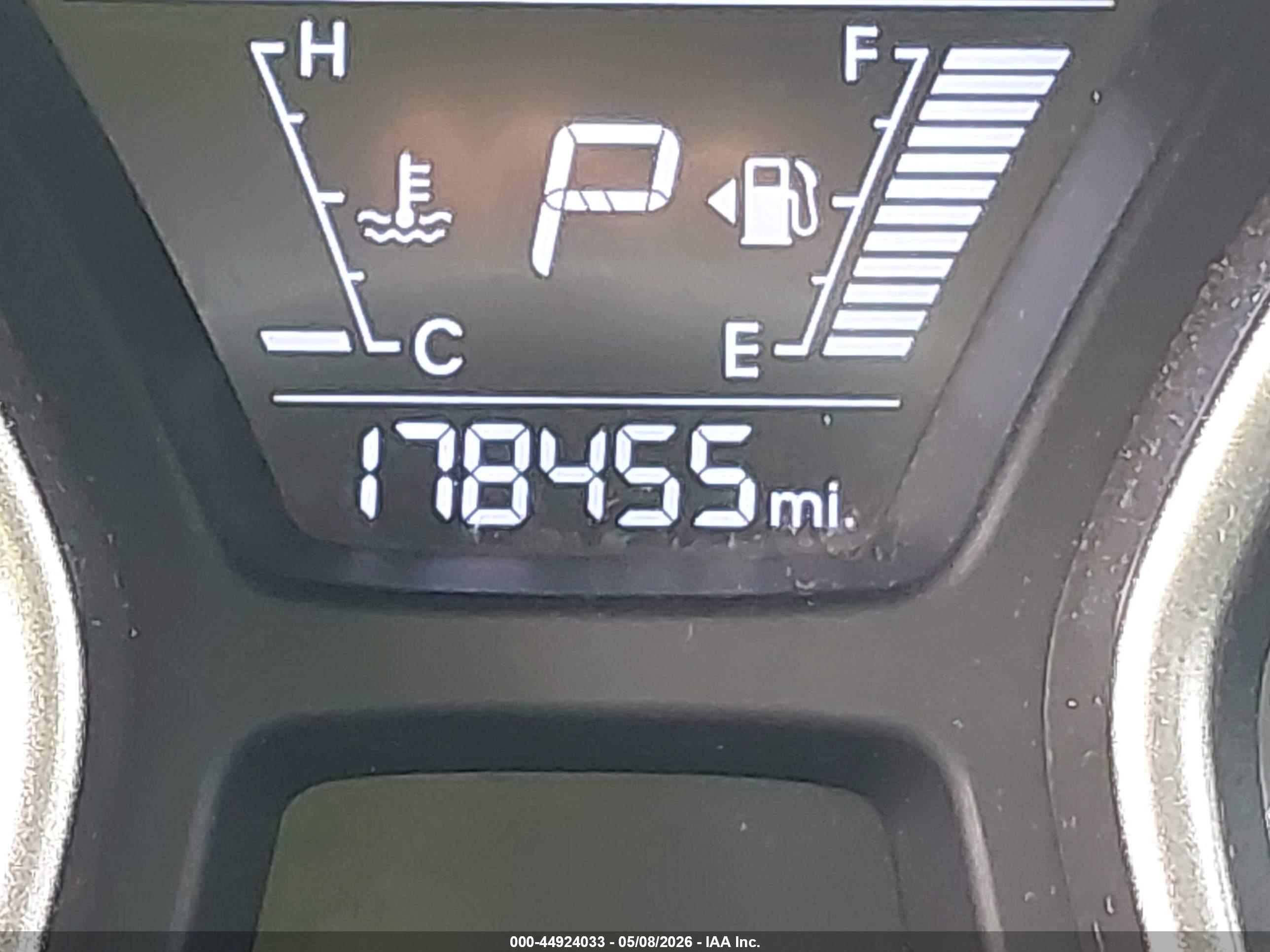 HYUNDAI ELANTRA image 7