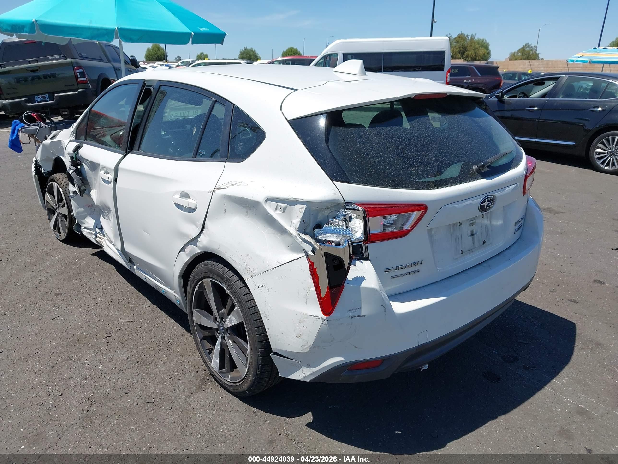 SUBARU IMPREZA image 3