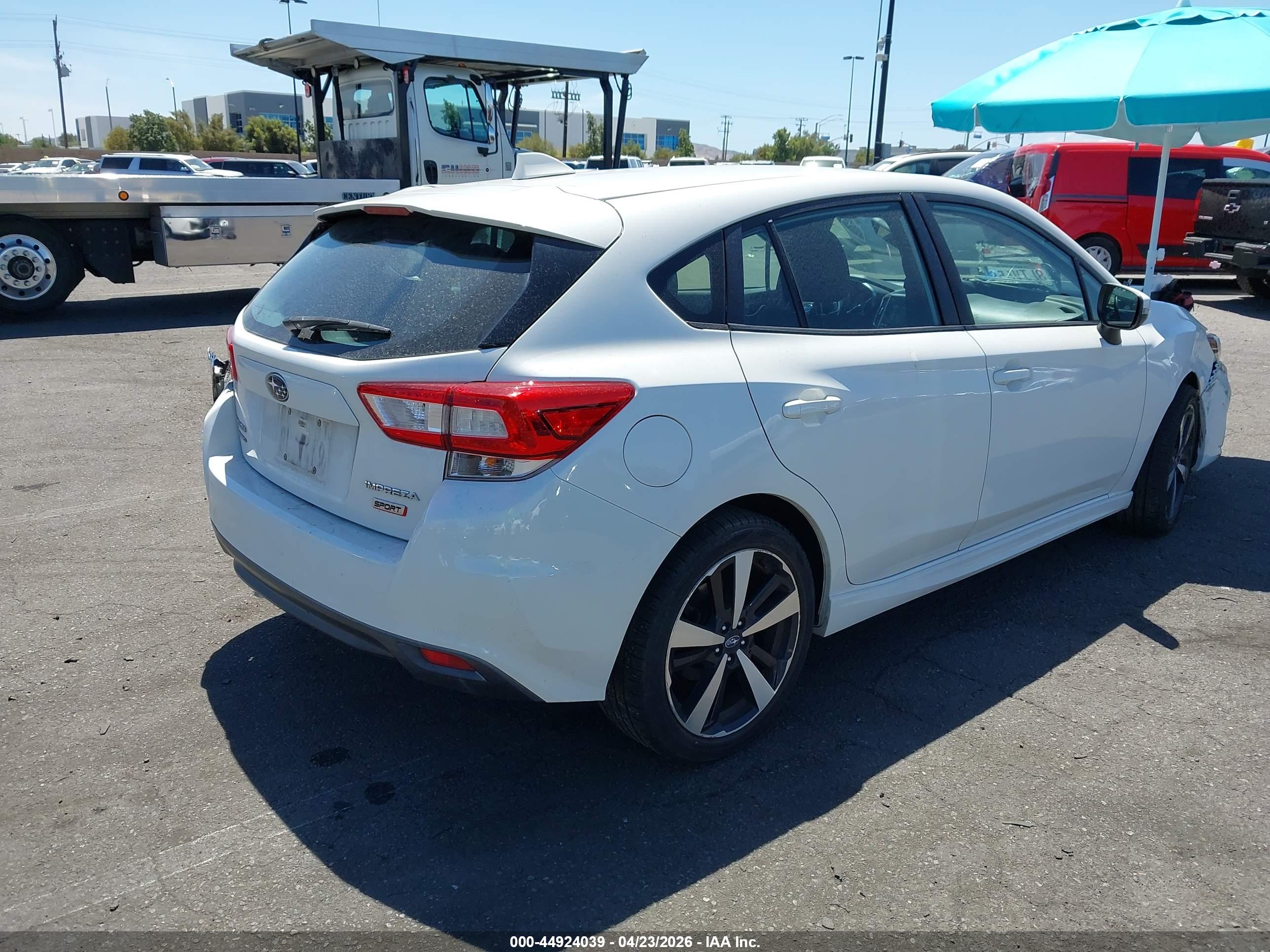 SUBARU IMPREZA image 4