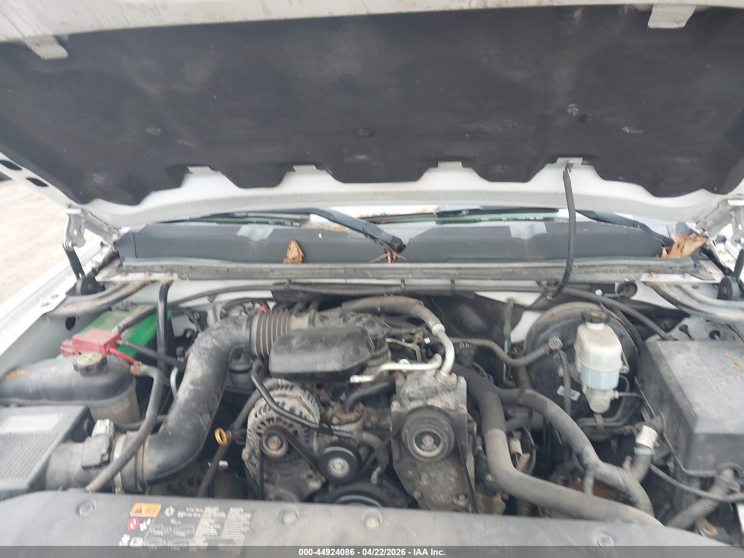 CHEVROLET SILVERADO image 10
