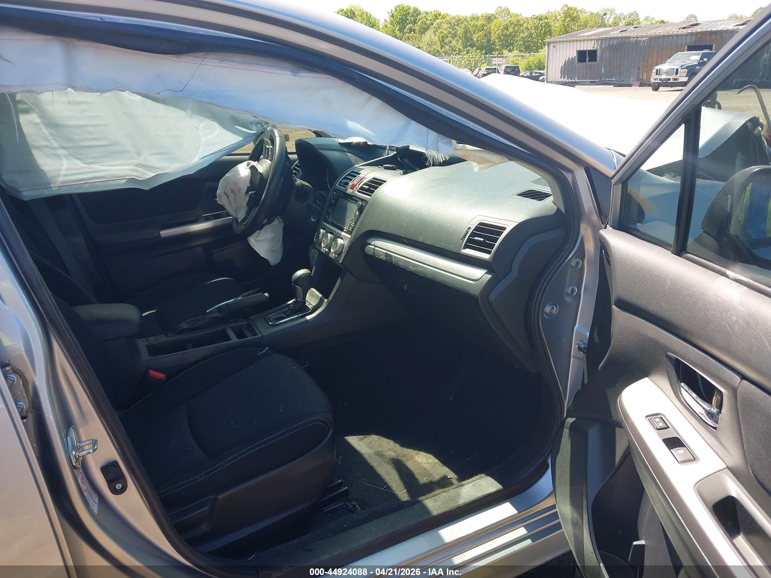 SUBARU IMPREZA image 5