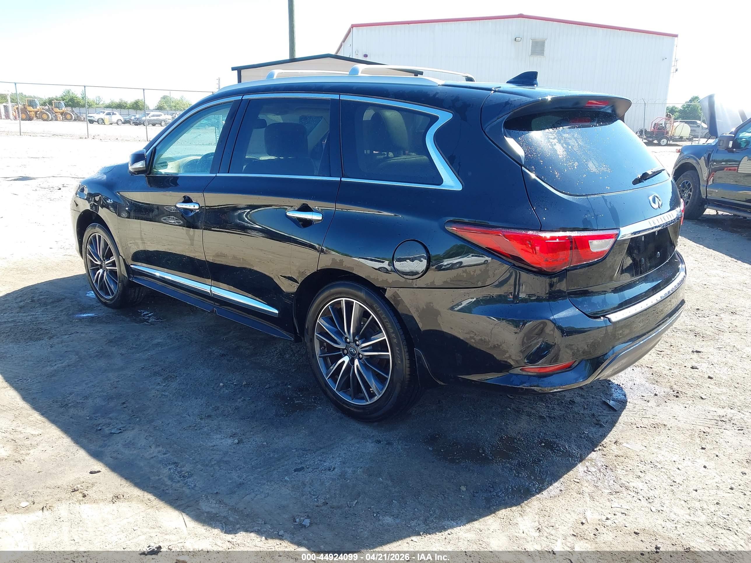 INFINITI QX60 image 3