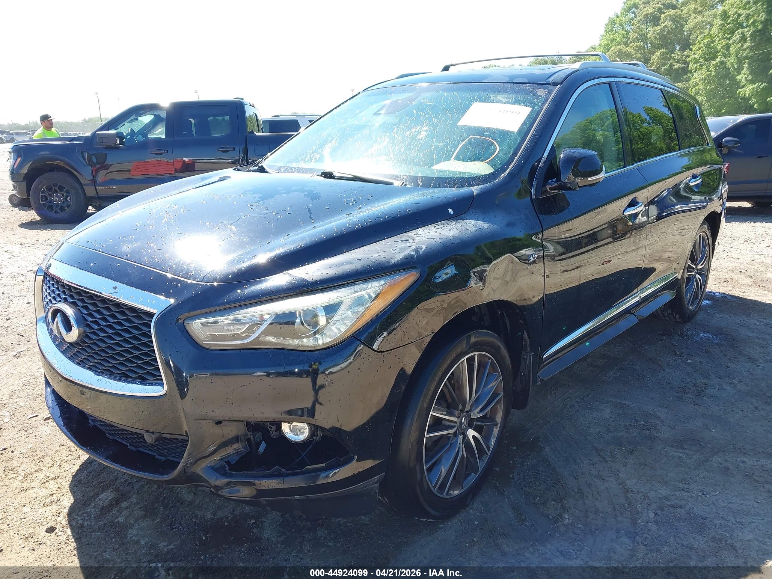 INFINITI QX60 image 6