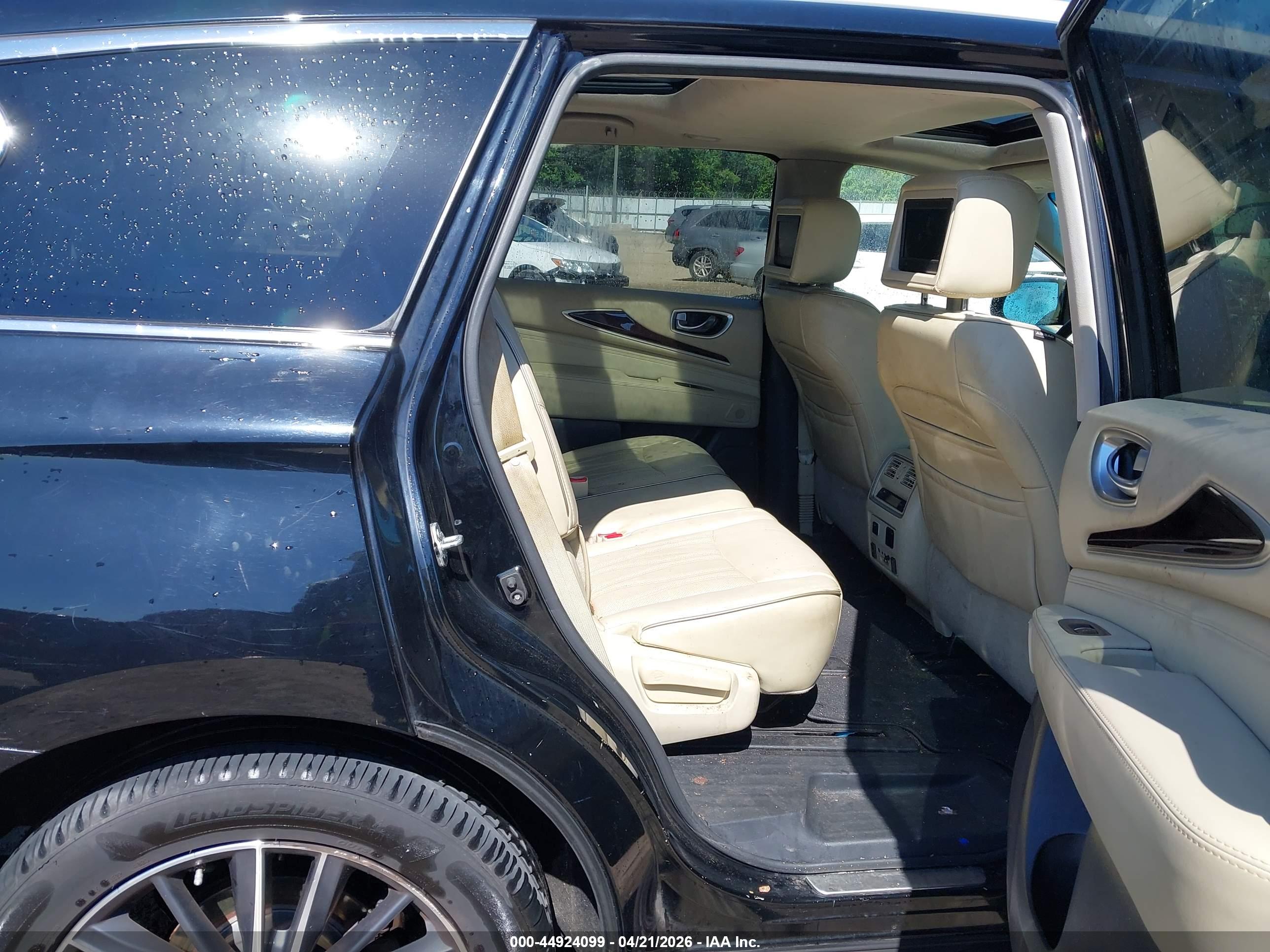 INFINITI QX60 image 8