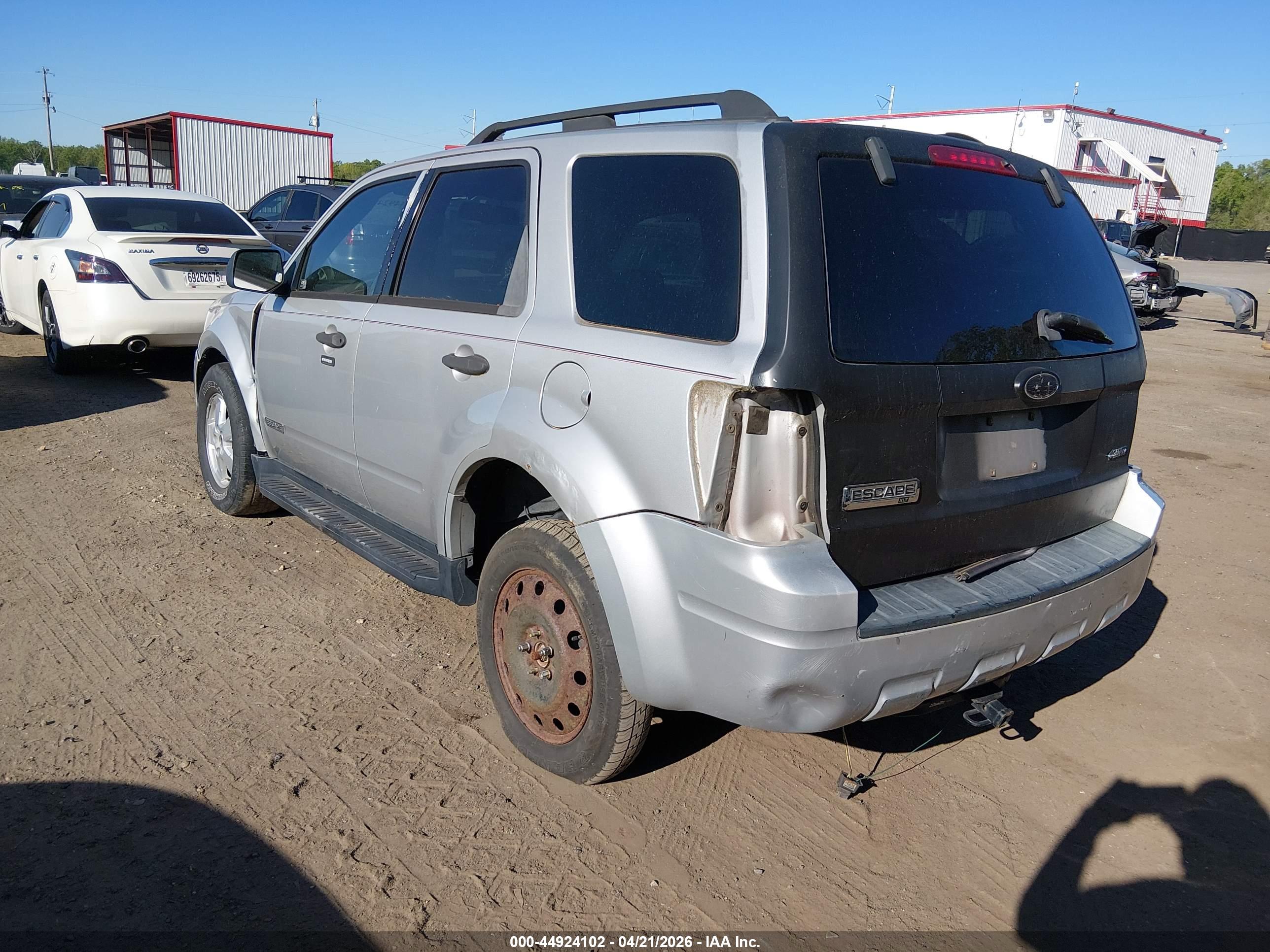 FORD ESCAPE image 3