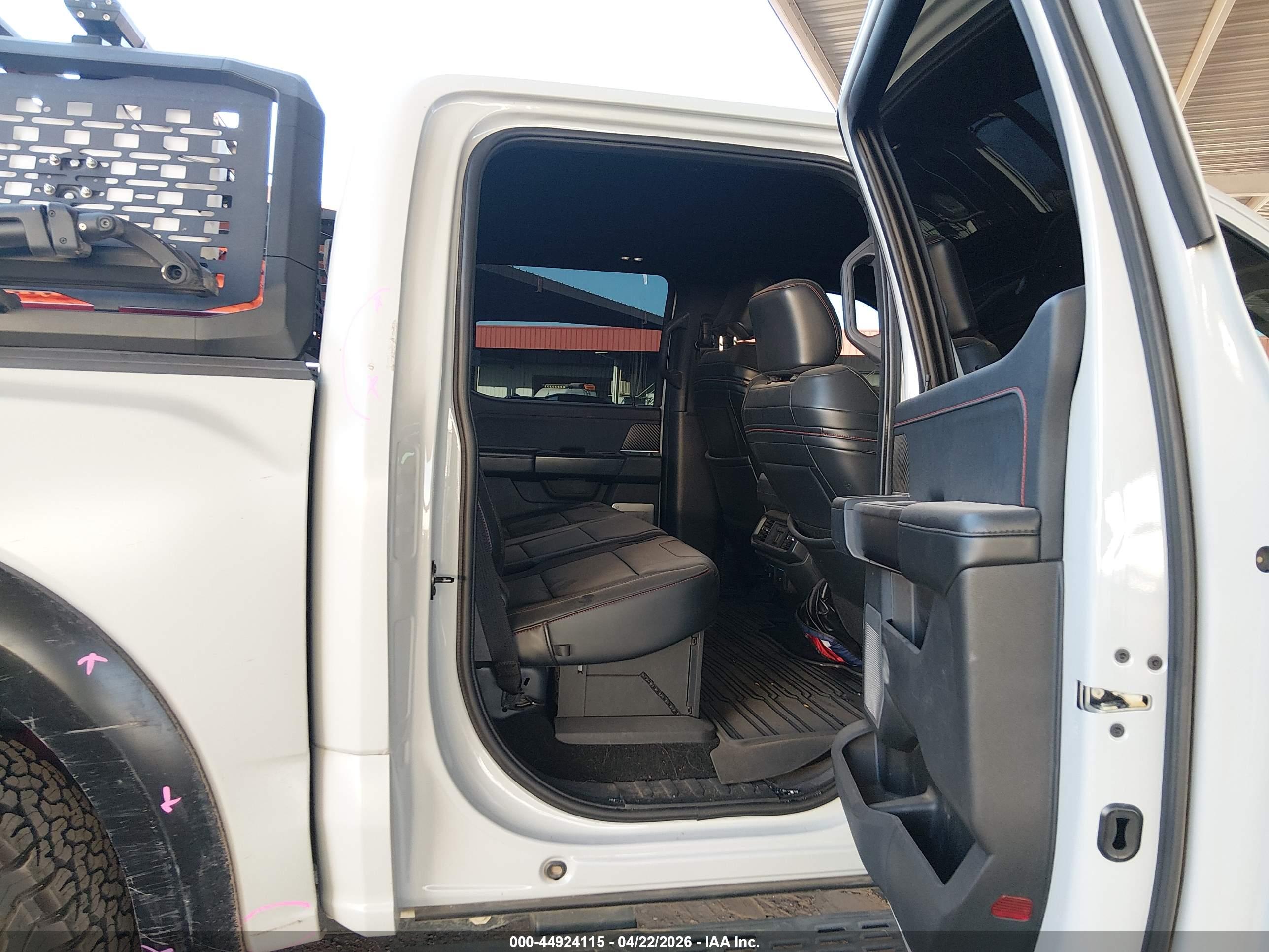 FORD F-150 image 8