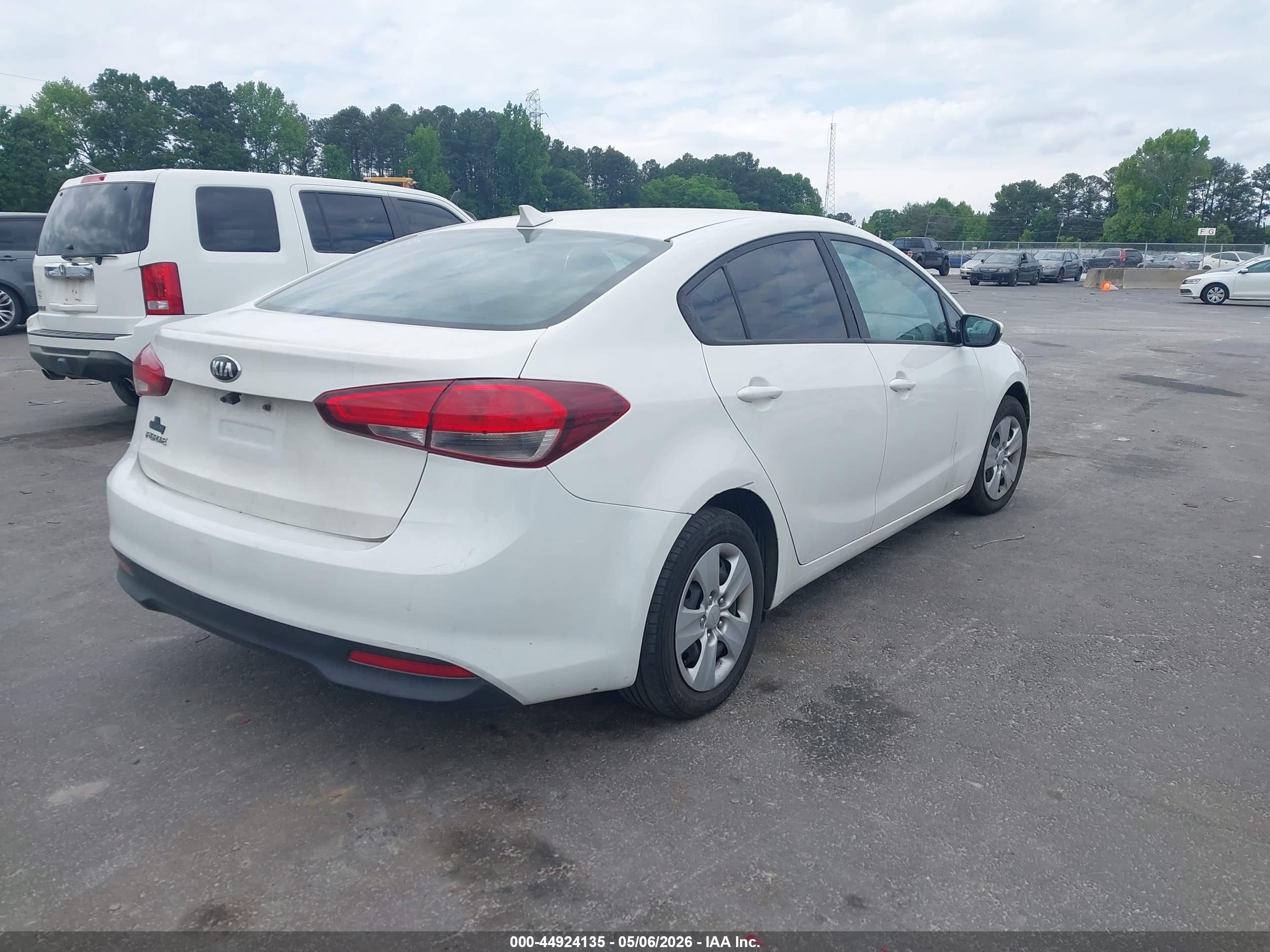KIA FORTE image 4