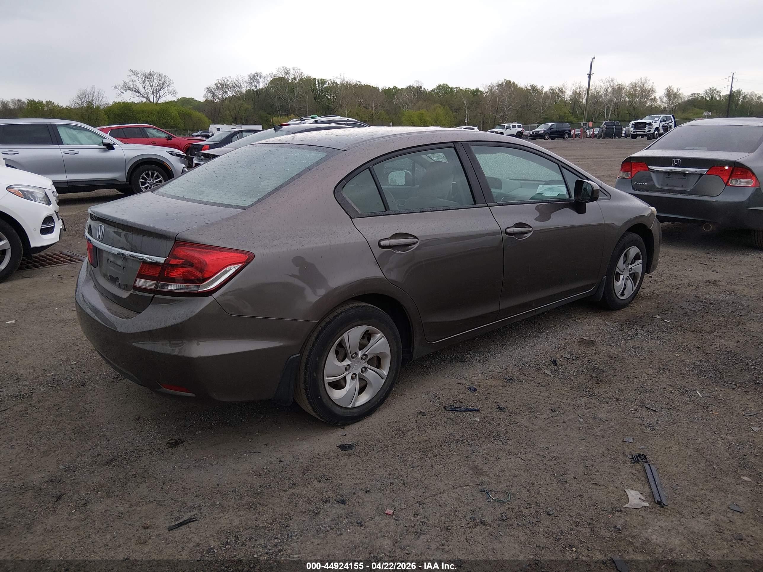 HONDA CIVIC image 4