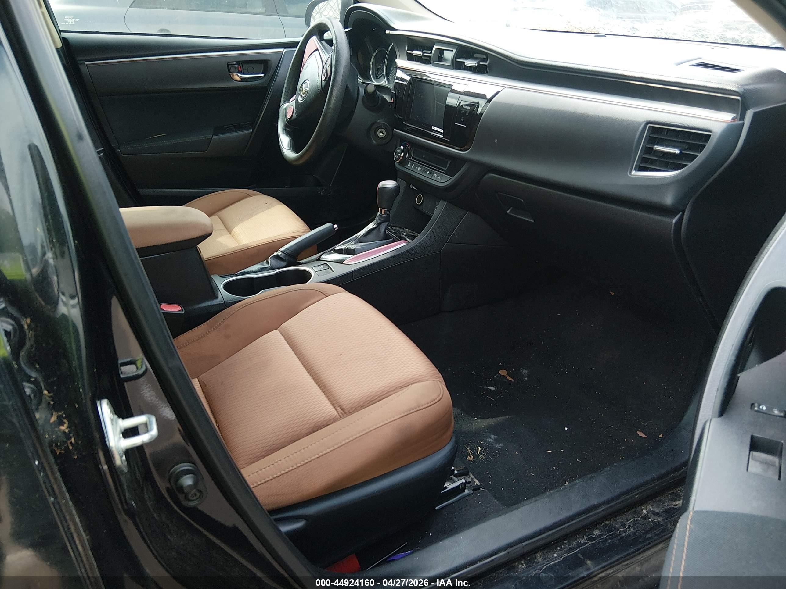 TOYOTA COROLLA image 5