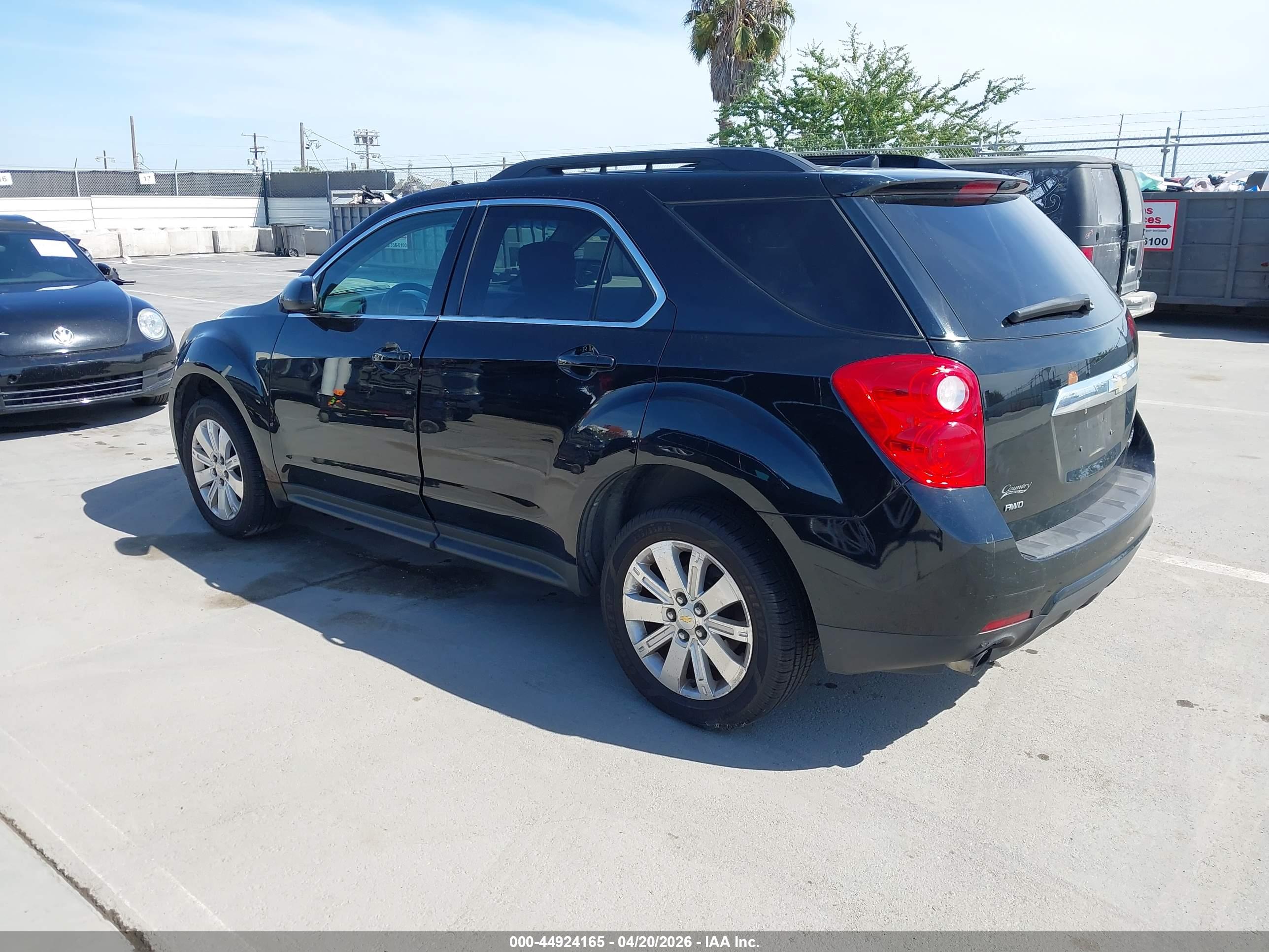 CHEVROLET EQUINOX image 3