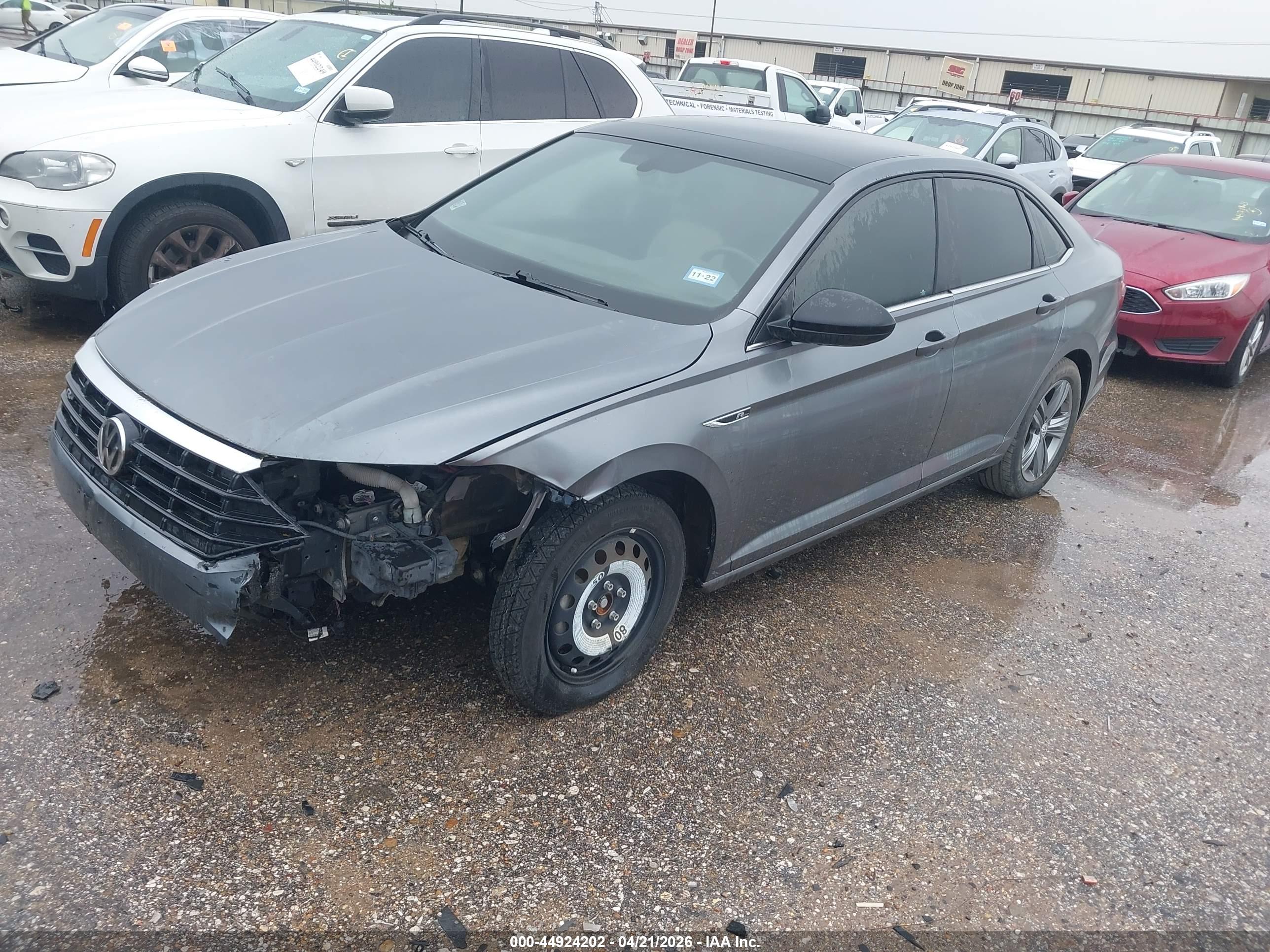 VOLKSWAGEN JETTA image 2