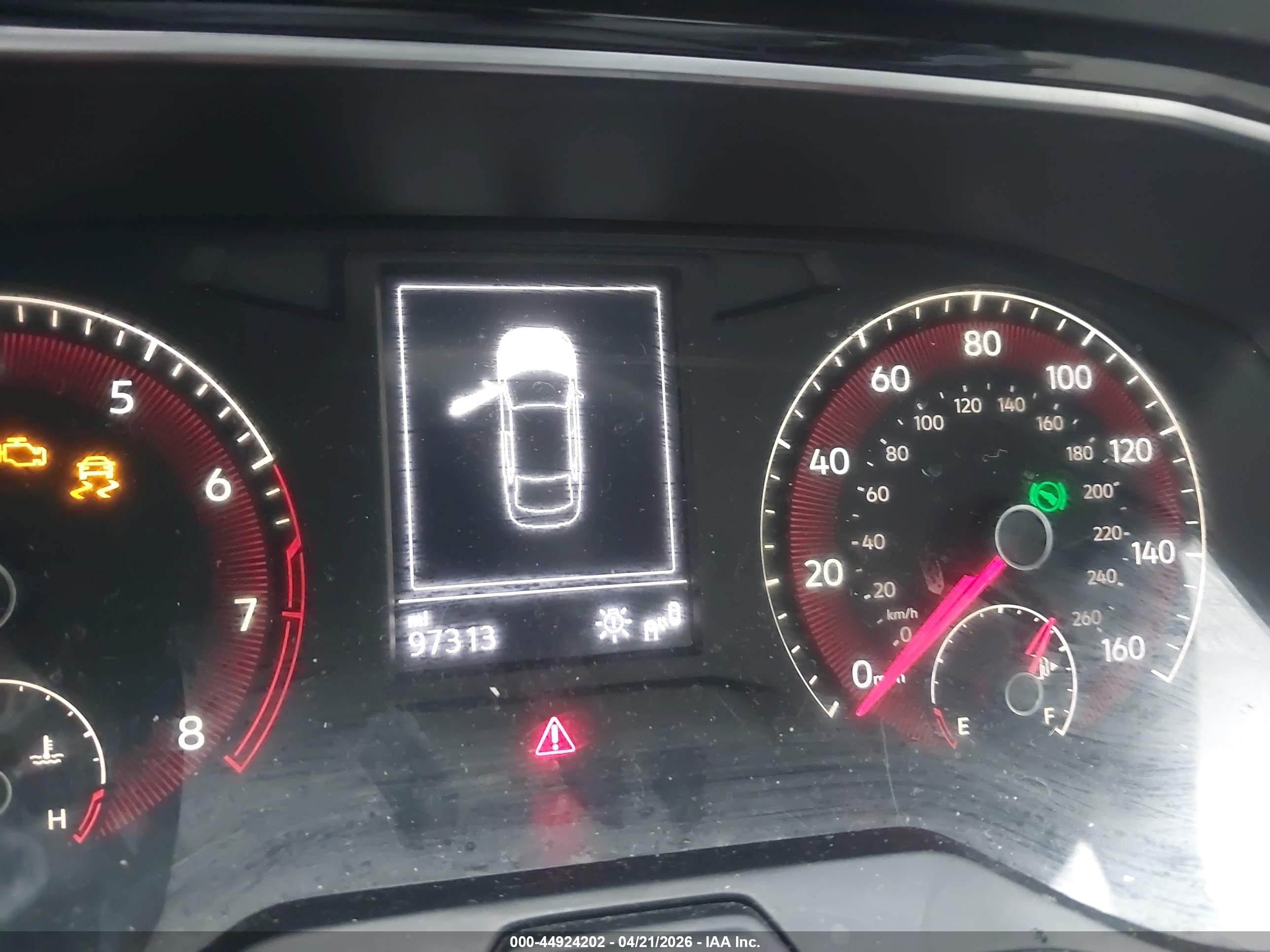 VOLKSWAGEN JETTA image 7