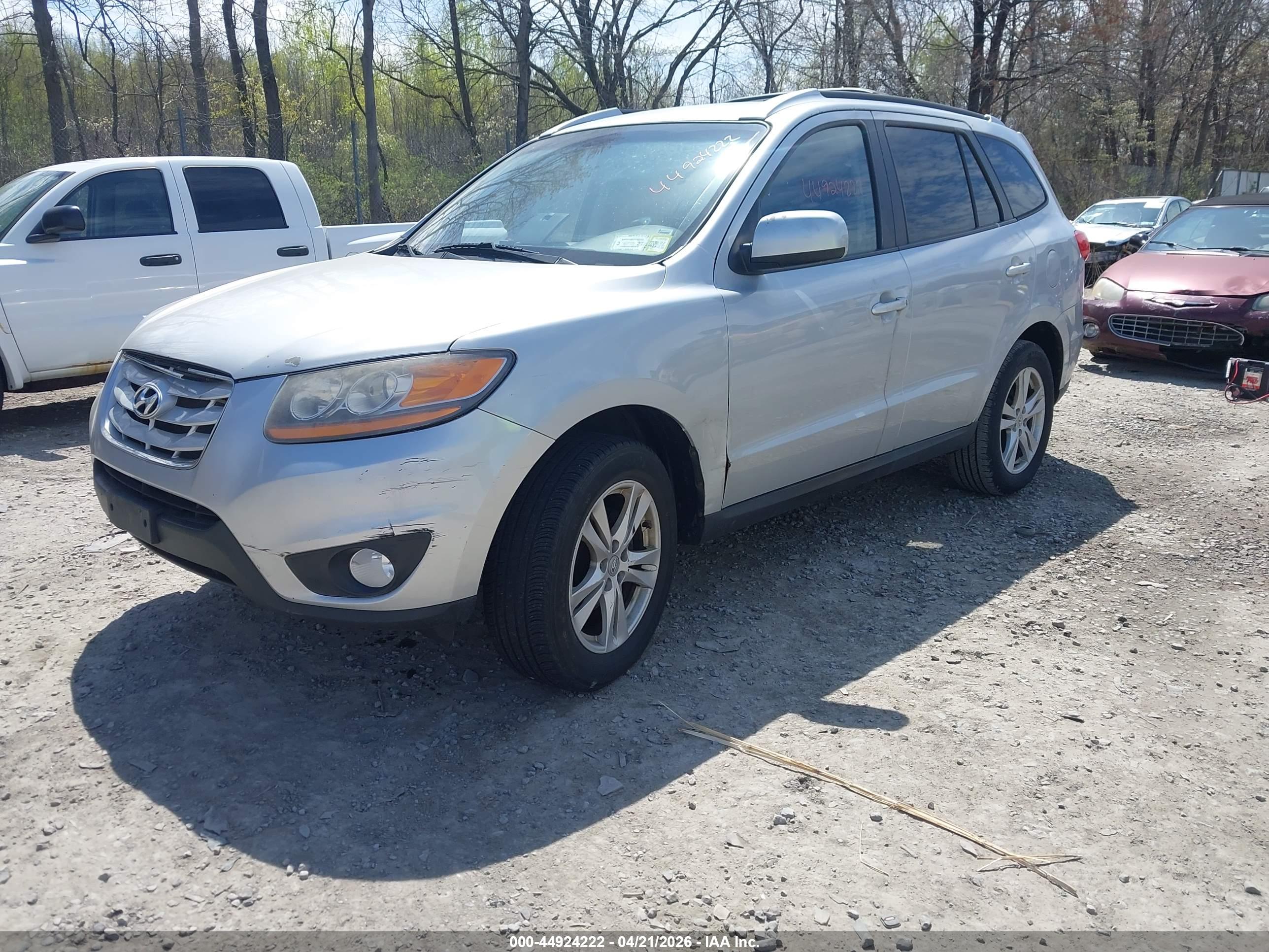 HYUNDAI SANTA image 2