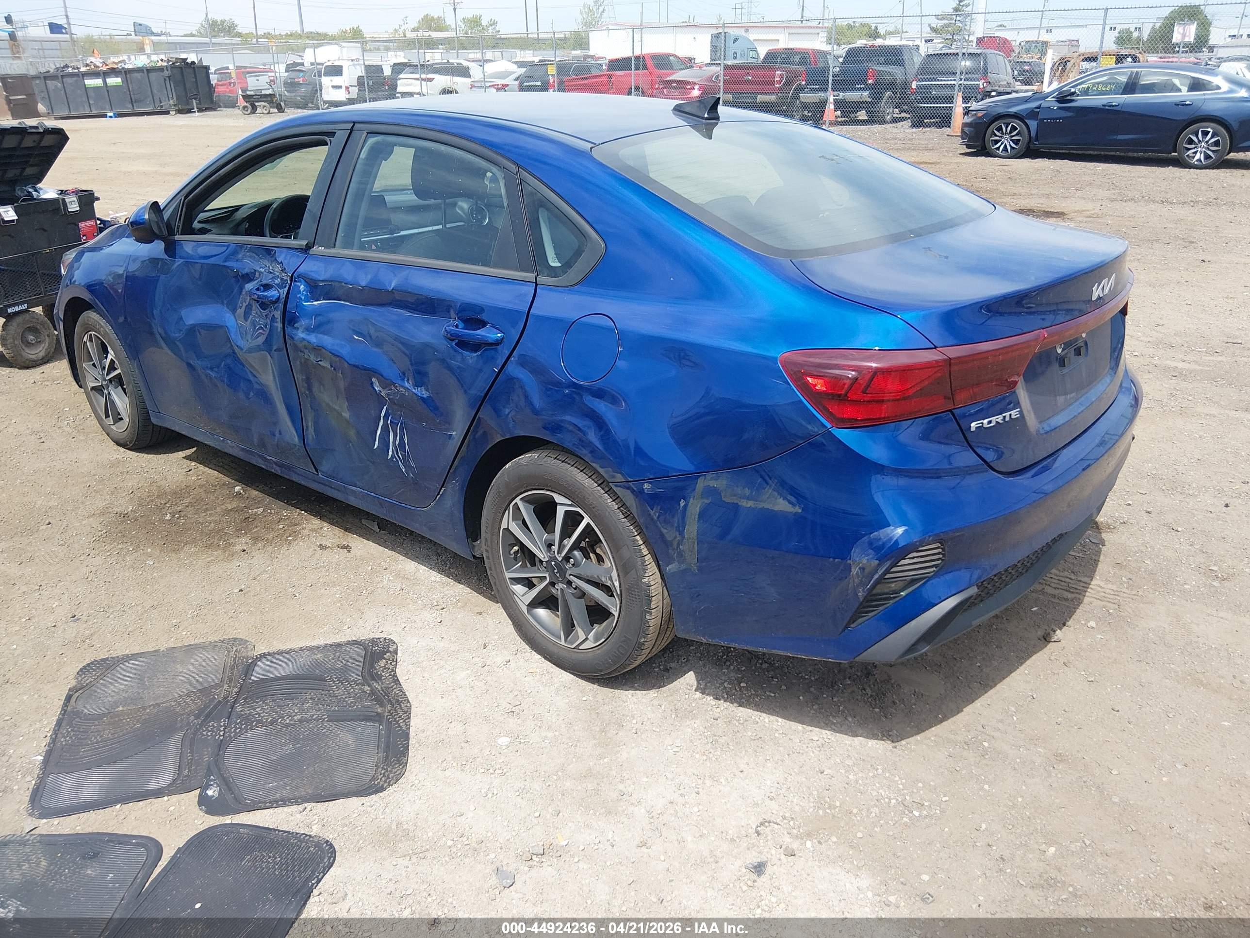 KIA FORTE image 3